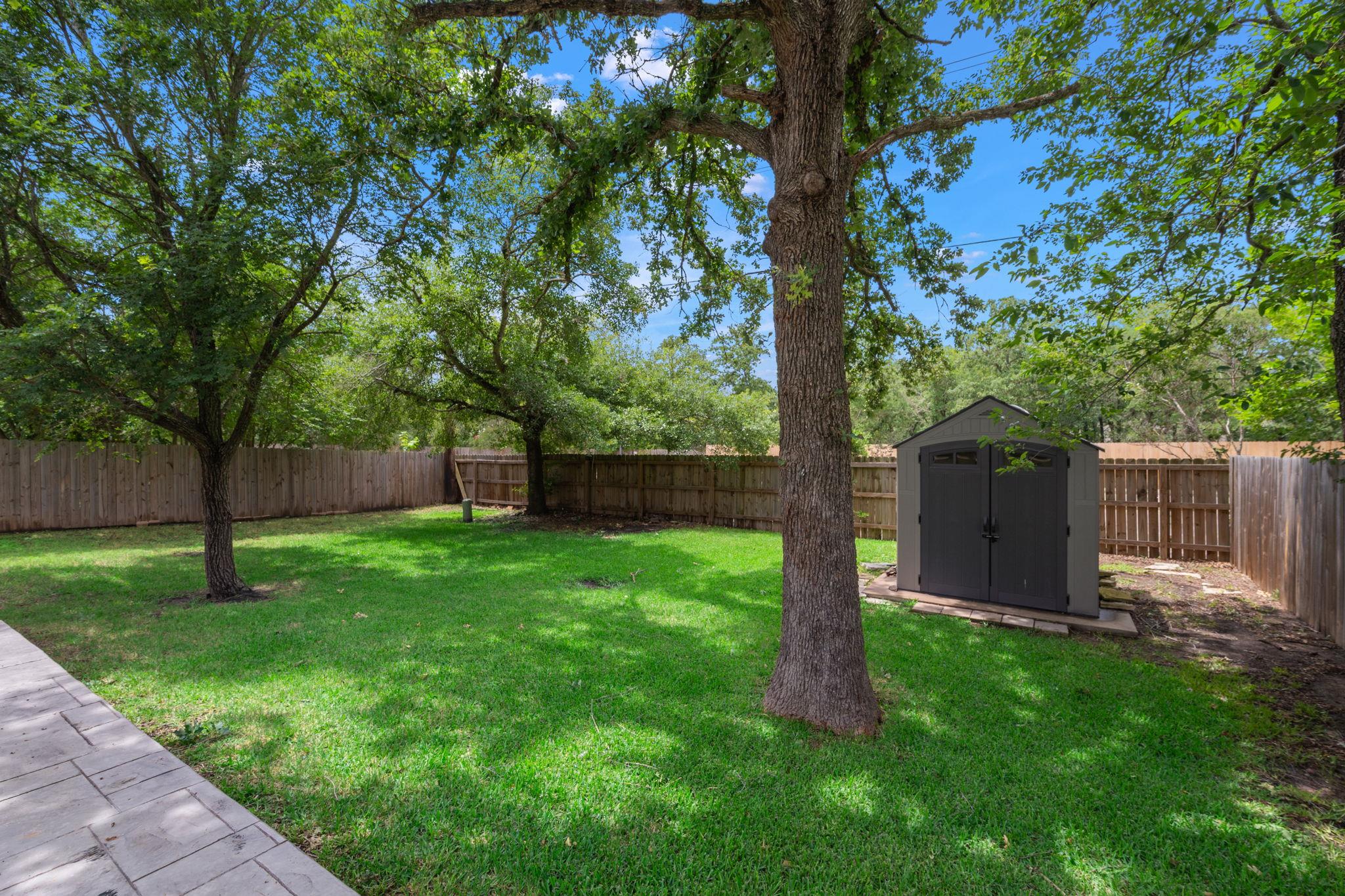 1521 Strasburg Cir Property Photo 1