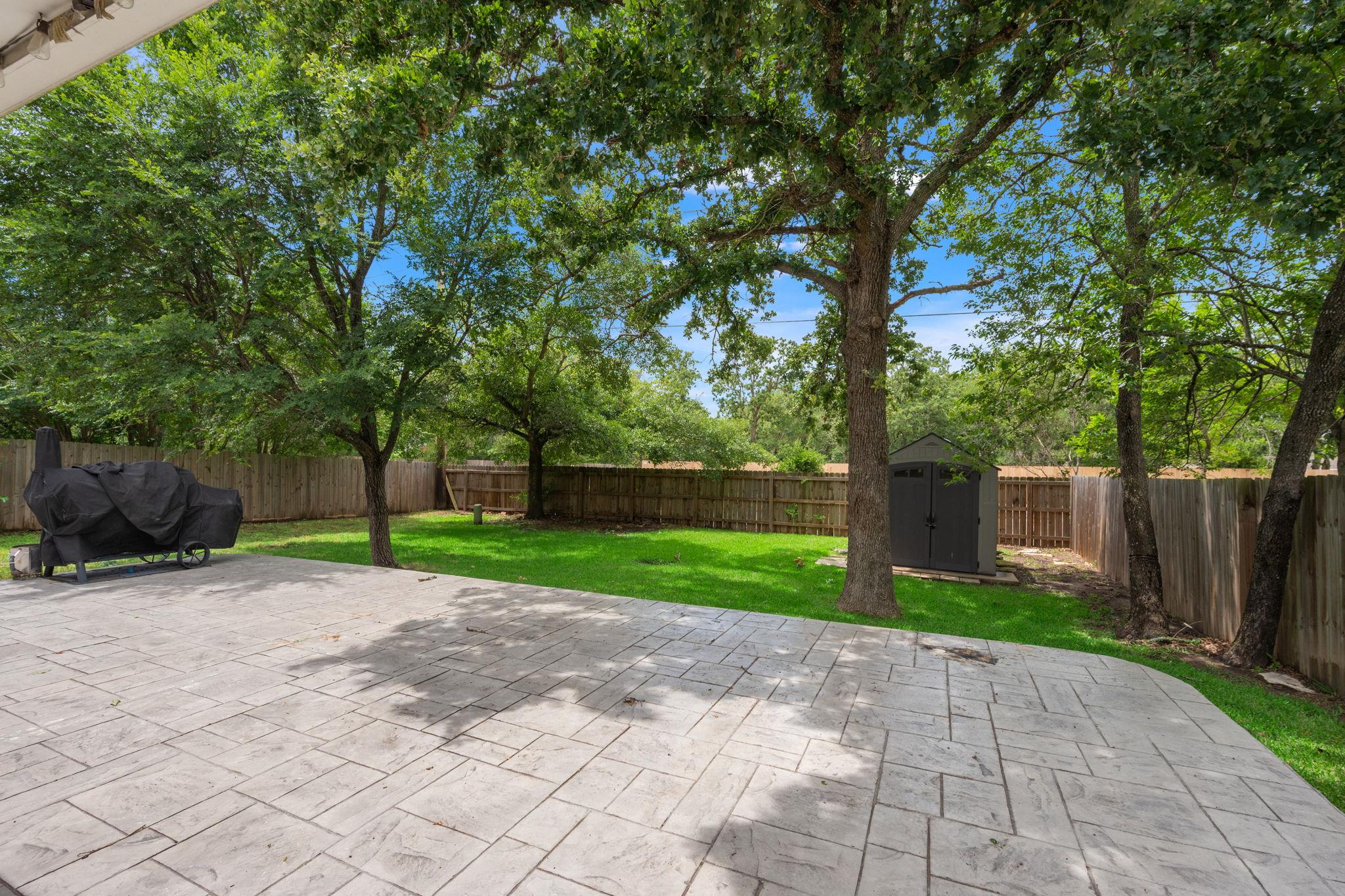 1521 Strasburg Cir Property Photo 15