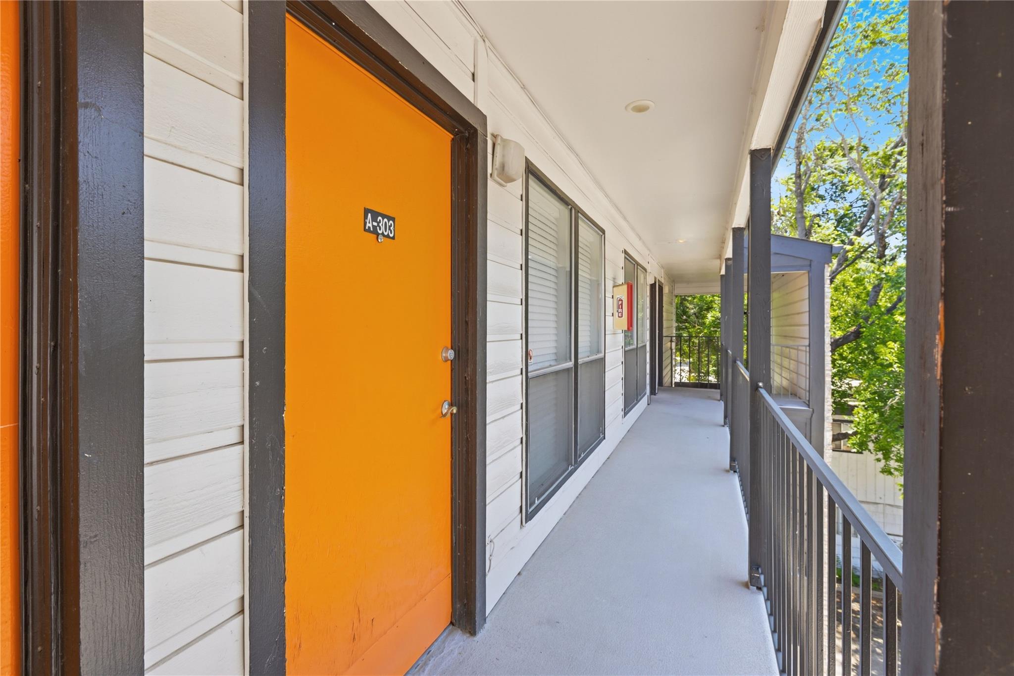 2801 Hemphill Park #a303 Property Photo 20