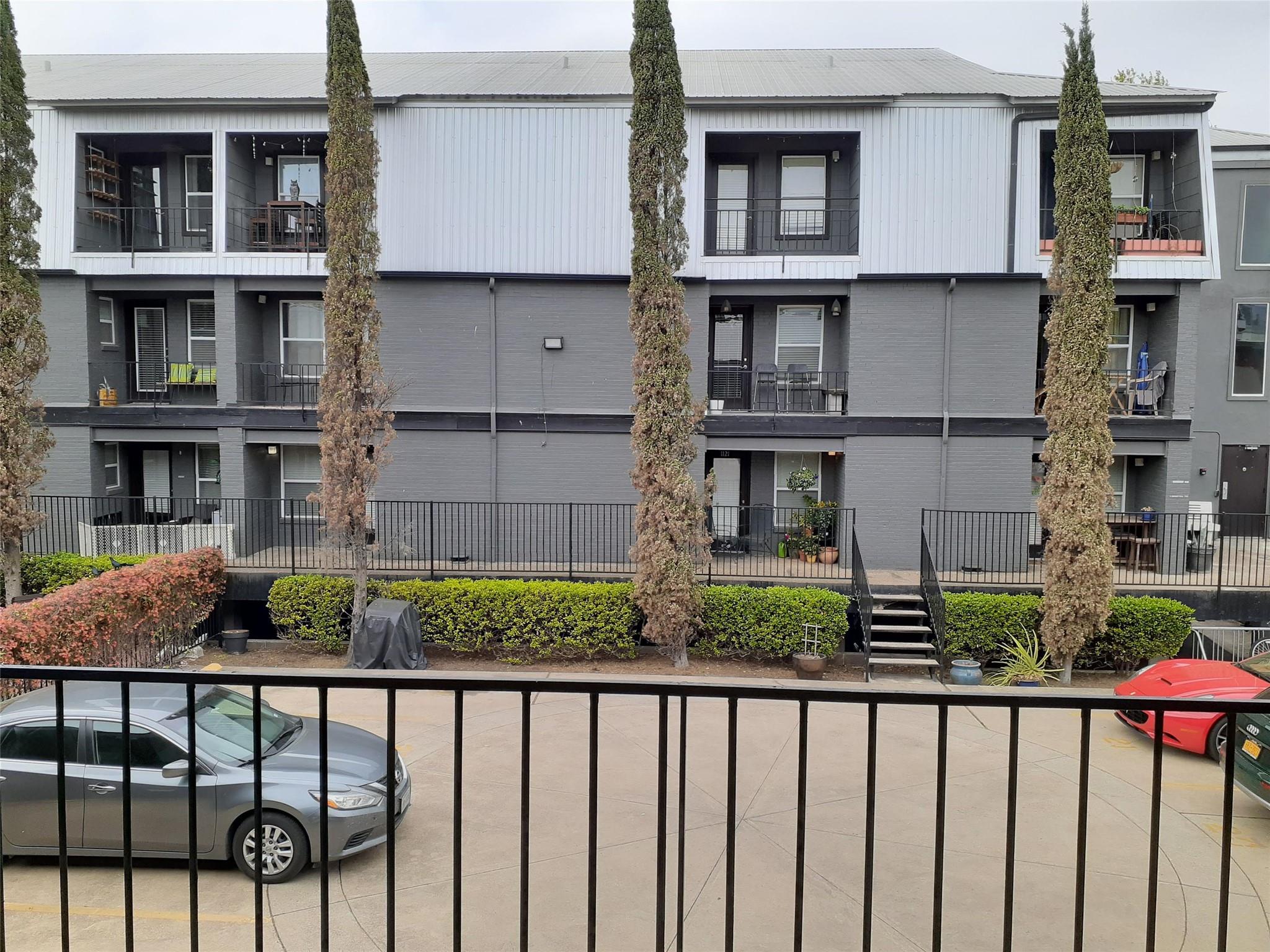 2020 S Congress Ave #1202 Property Photo 16