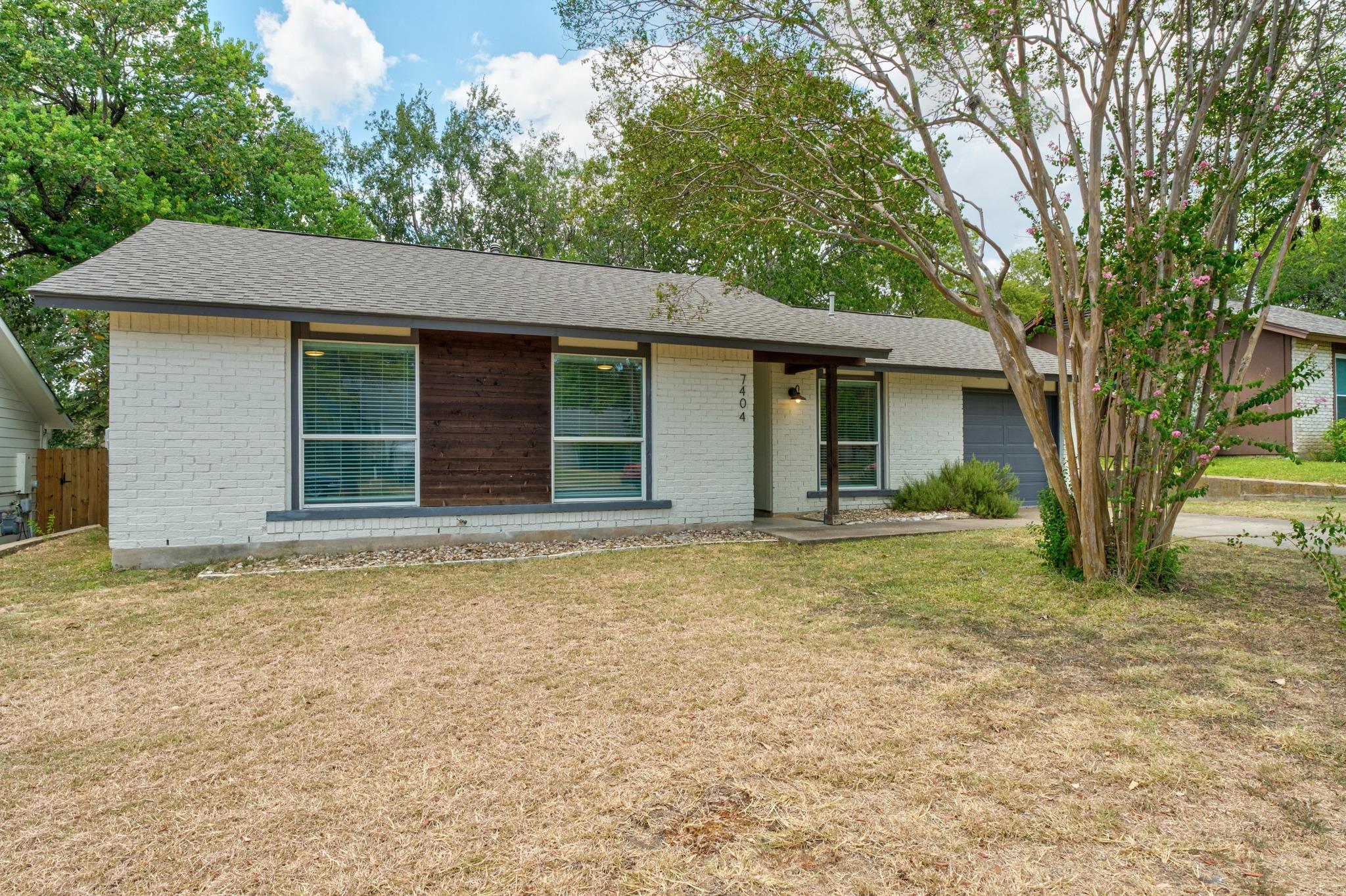 7404 Lunar Dr Property Photo 2