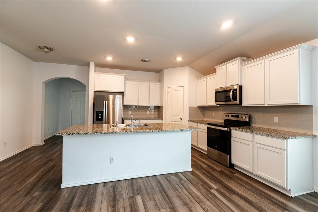 209 Reagor Dr Property Photo 2