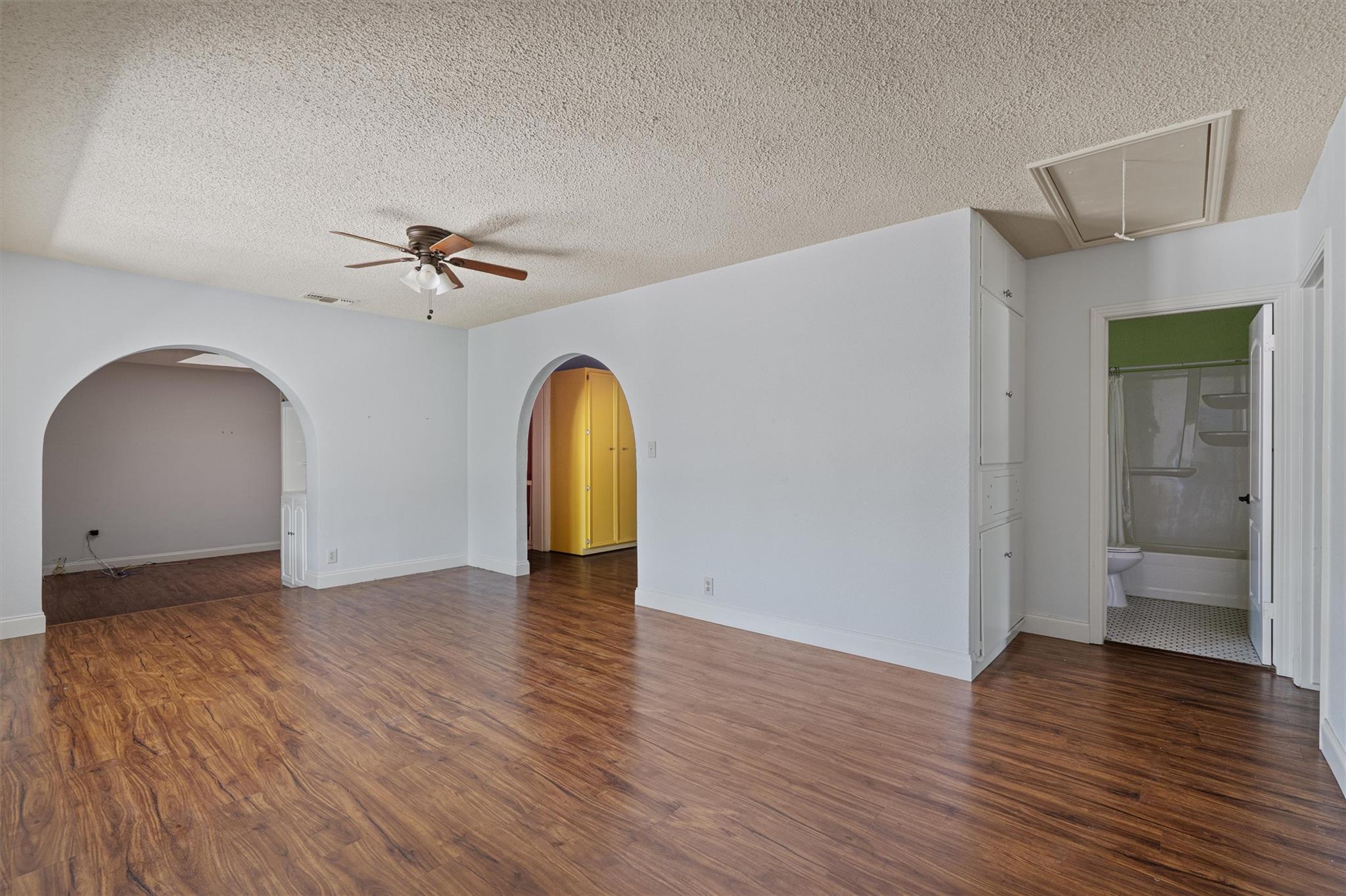 2106 Allred Dr Property Photo 7