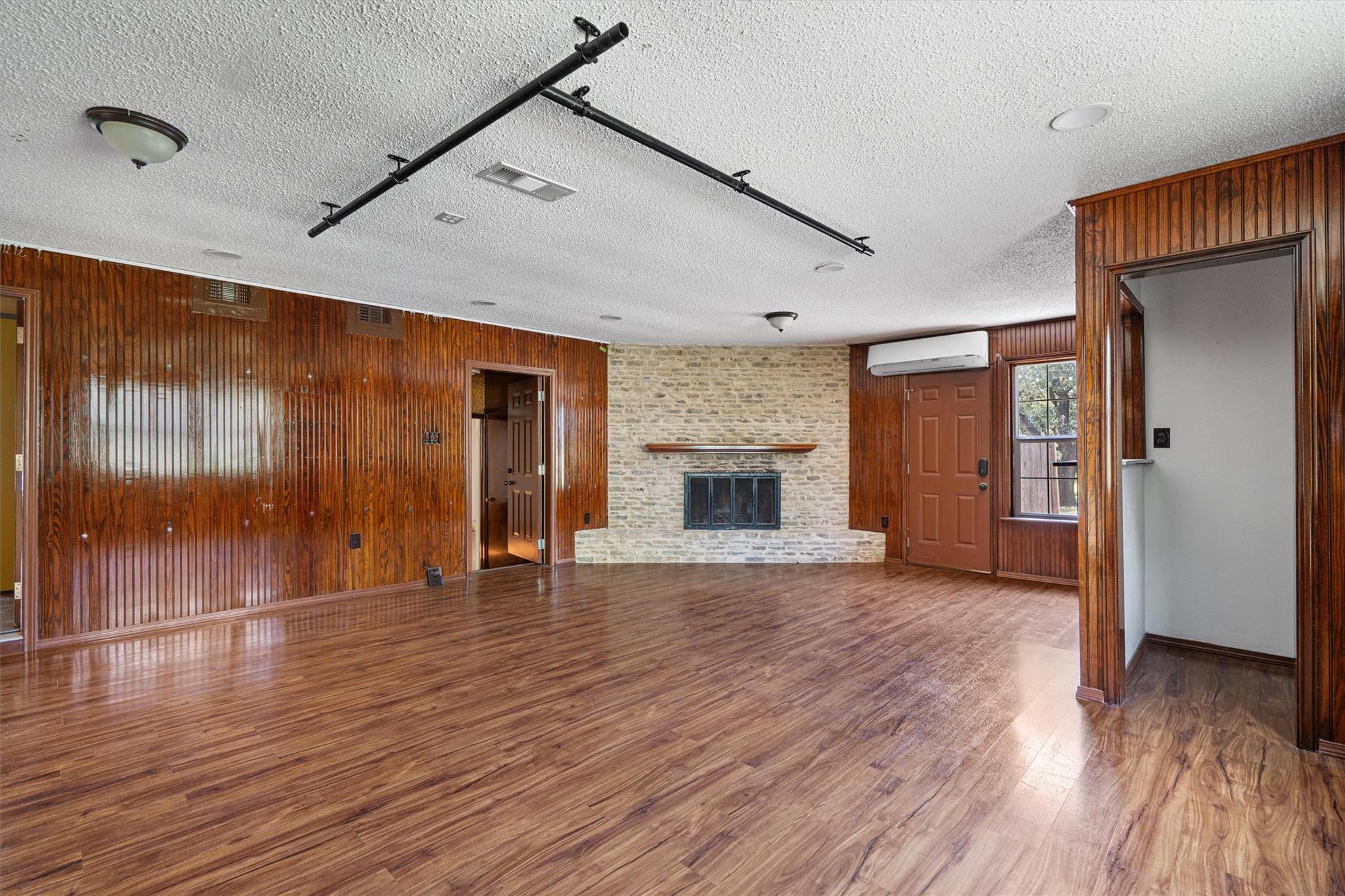 2106 Allred Dr Property Photo 16