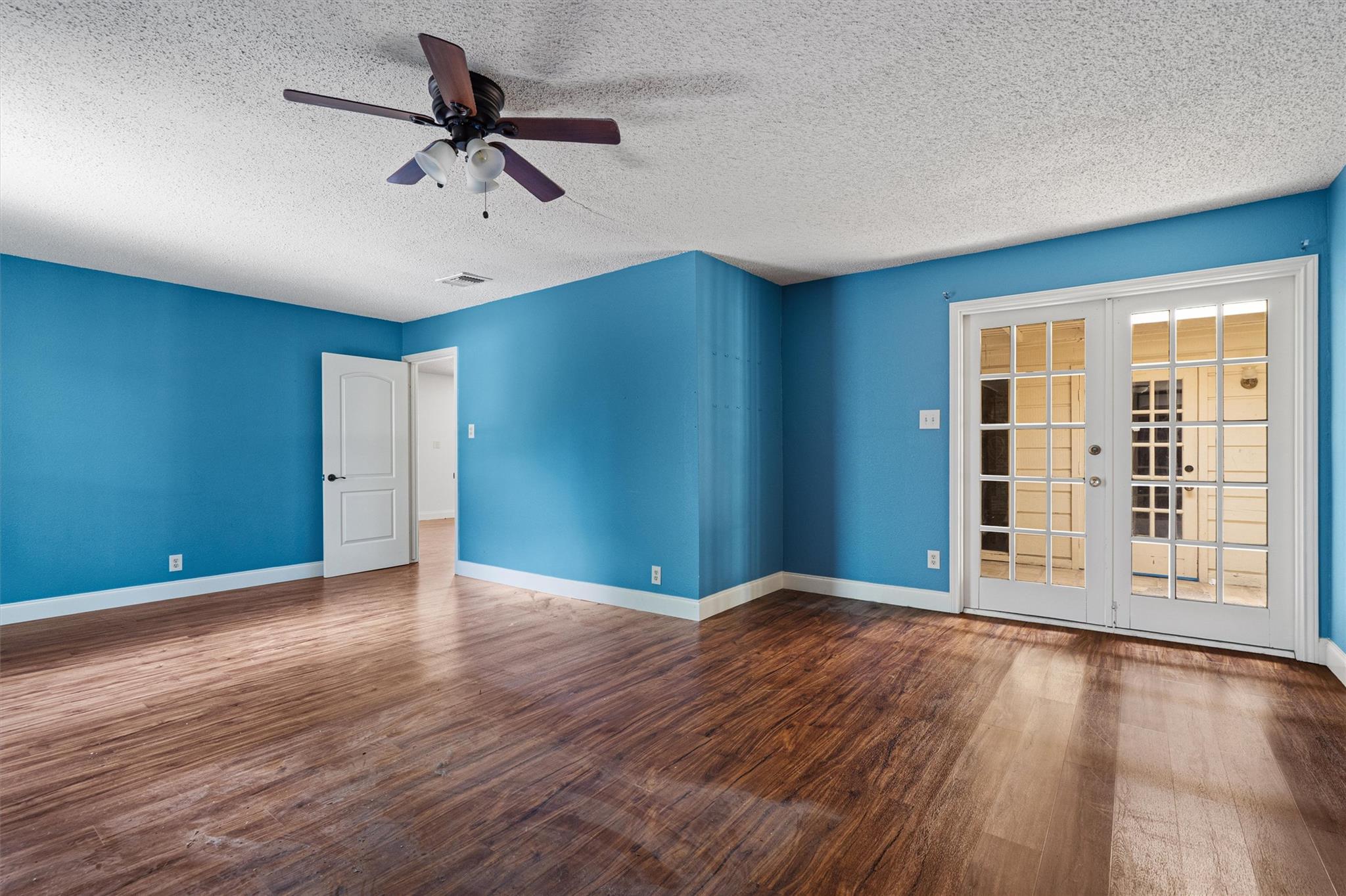 2106 Allred Dr Property Photo 21