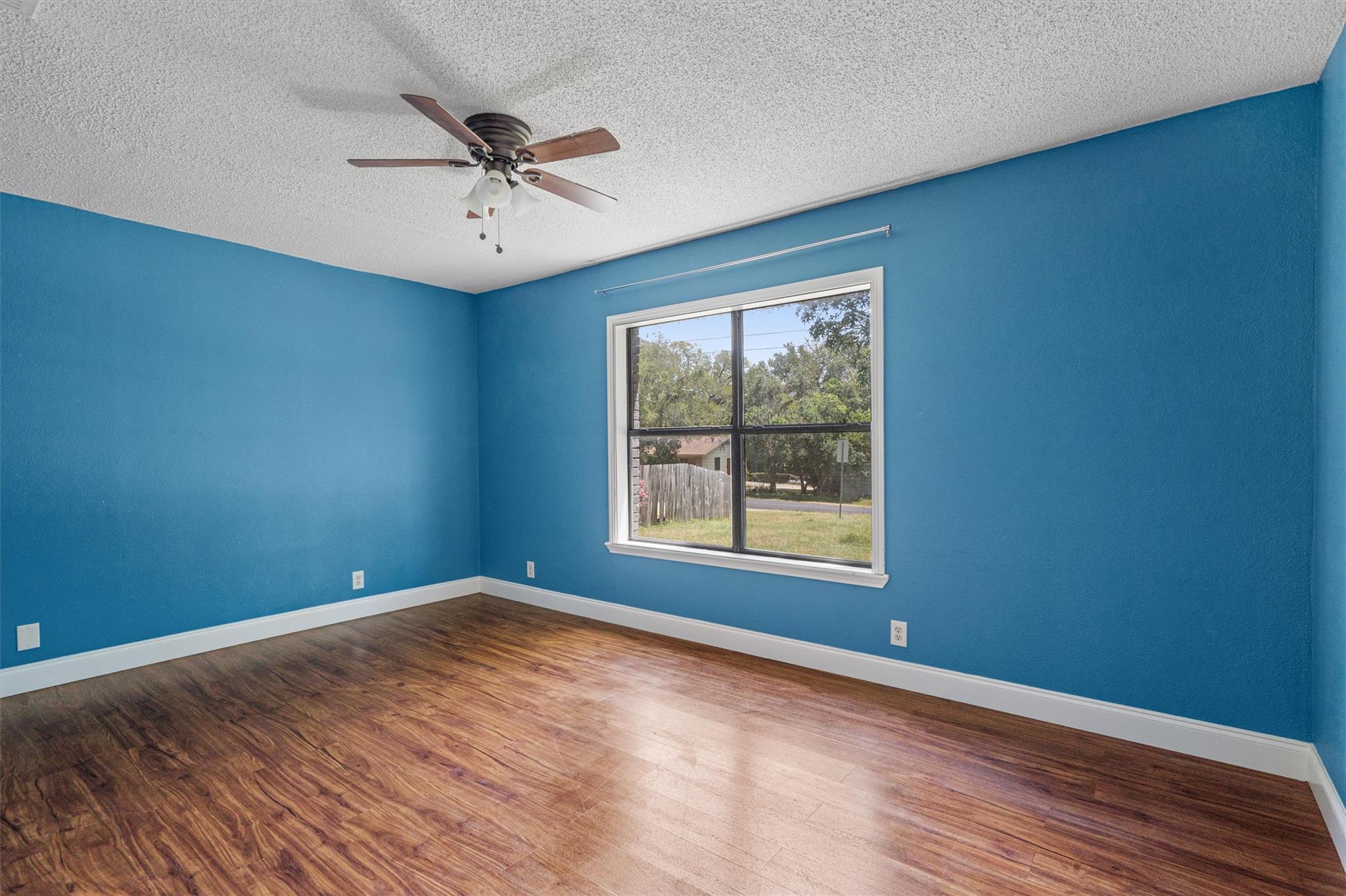 2106 Allred Dr Property Photo 25