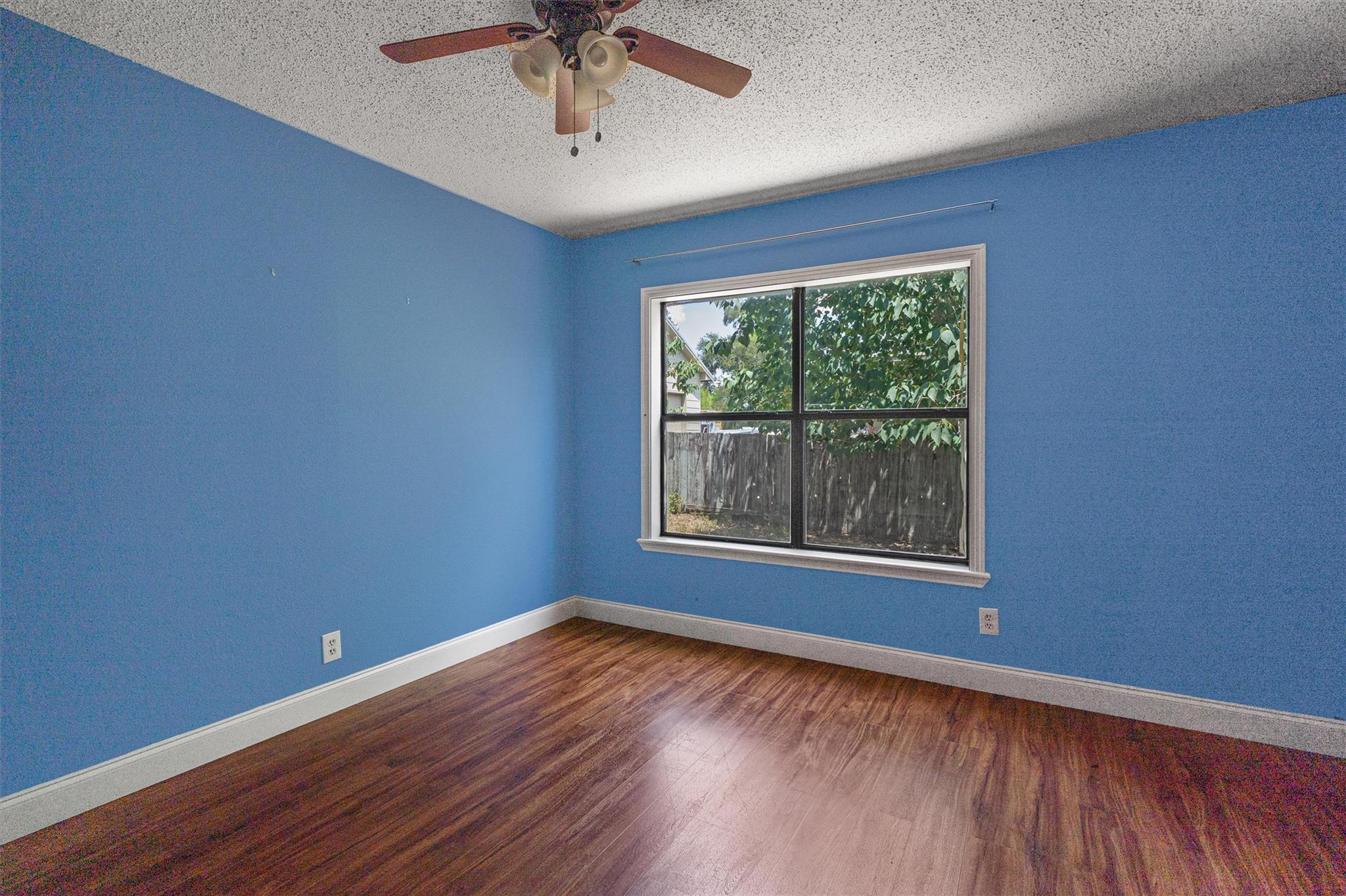 2106 Allred Dr Property Photo 27