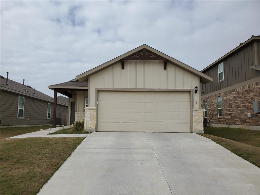 118 Boxwood Dr Property Photo