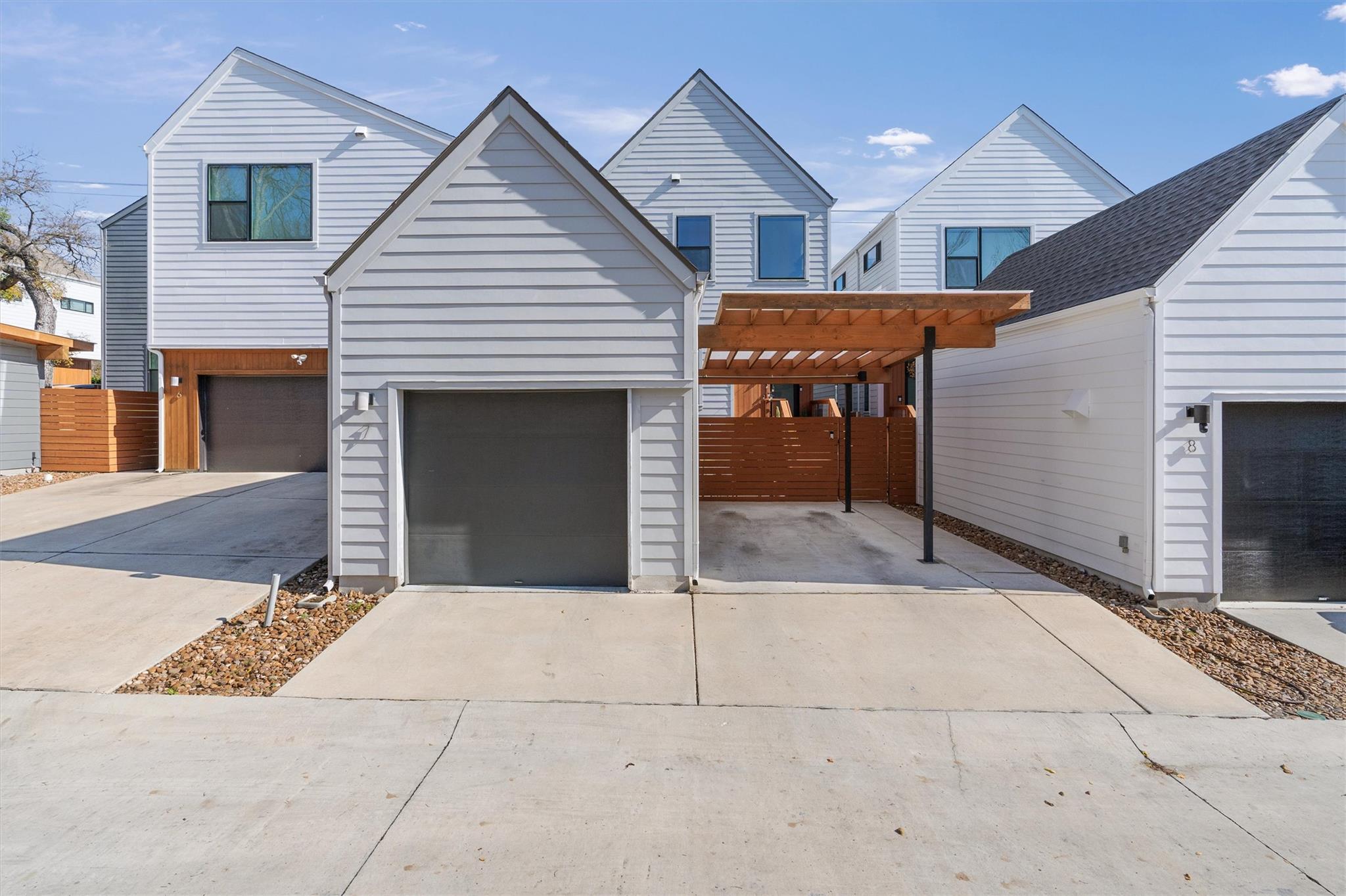 4020 Airport Blvd #7