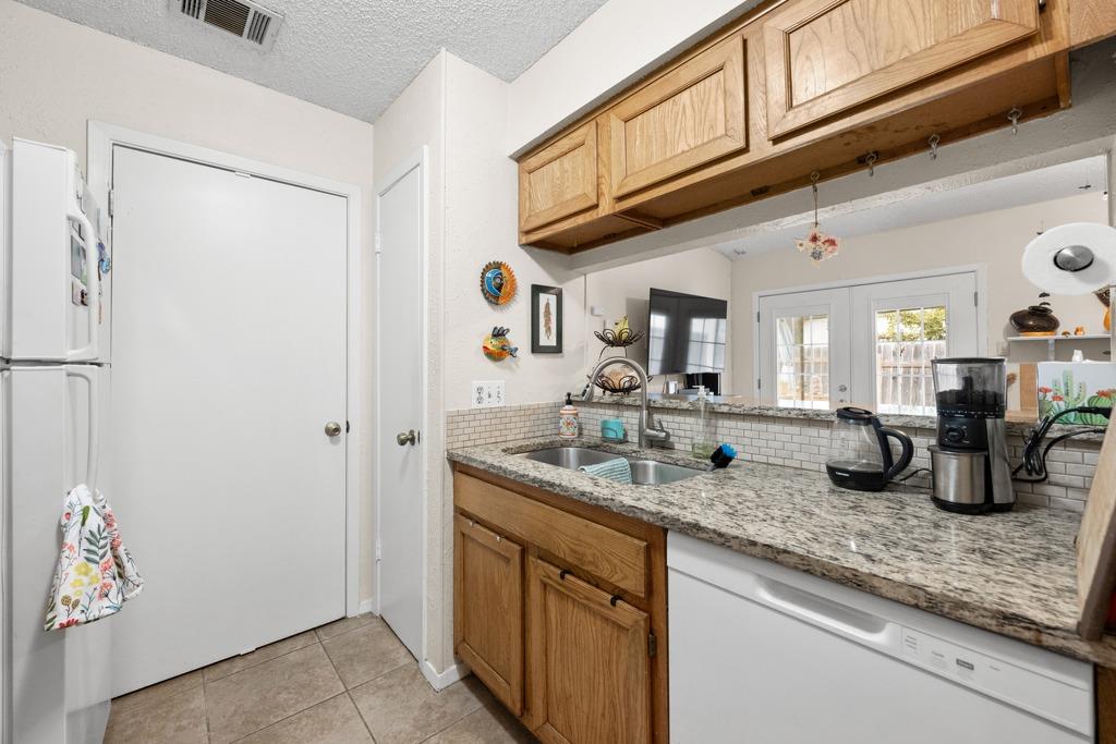 3621 Leafield Dr Property Photo 10