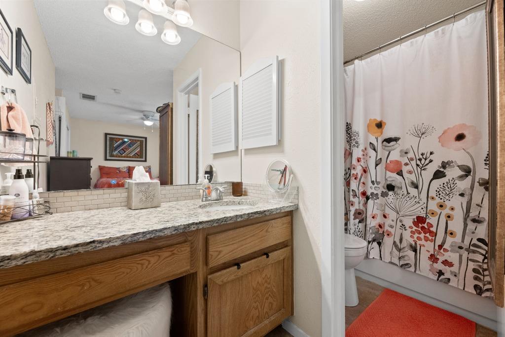 3621 Leafield Dr Property Photo 17