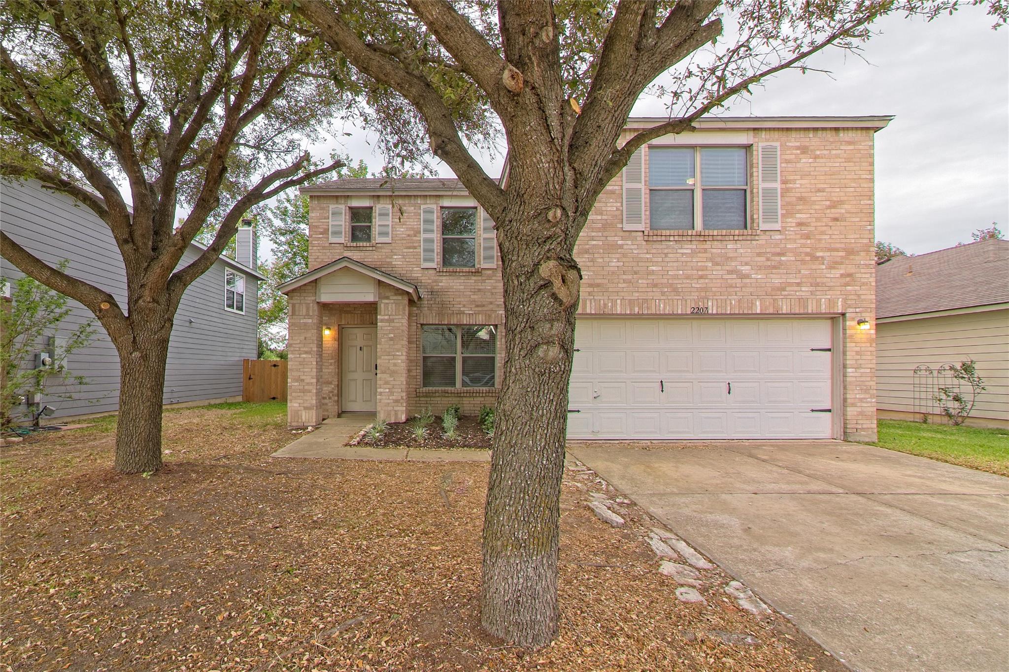 2207 Waizel Way Property Photo
