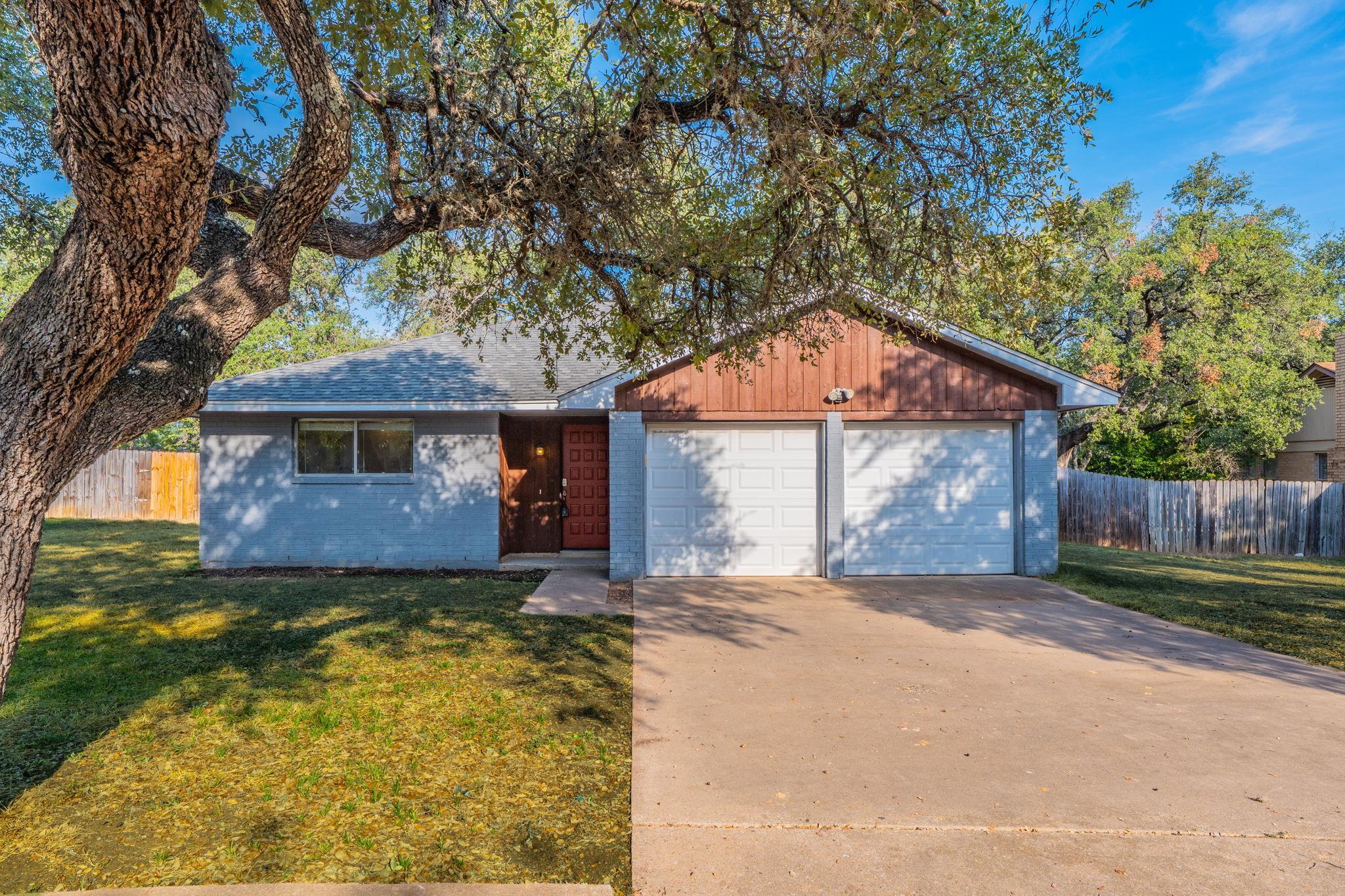 5628 Wagon Train Rd Property Photo 1