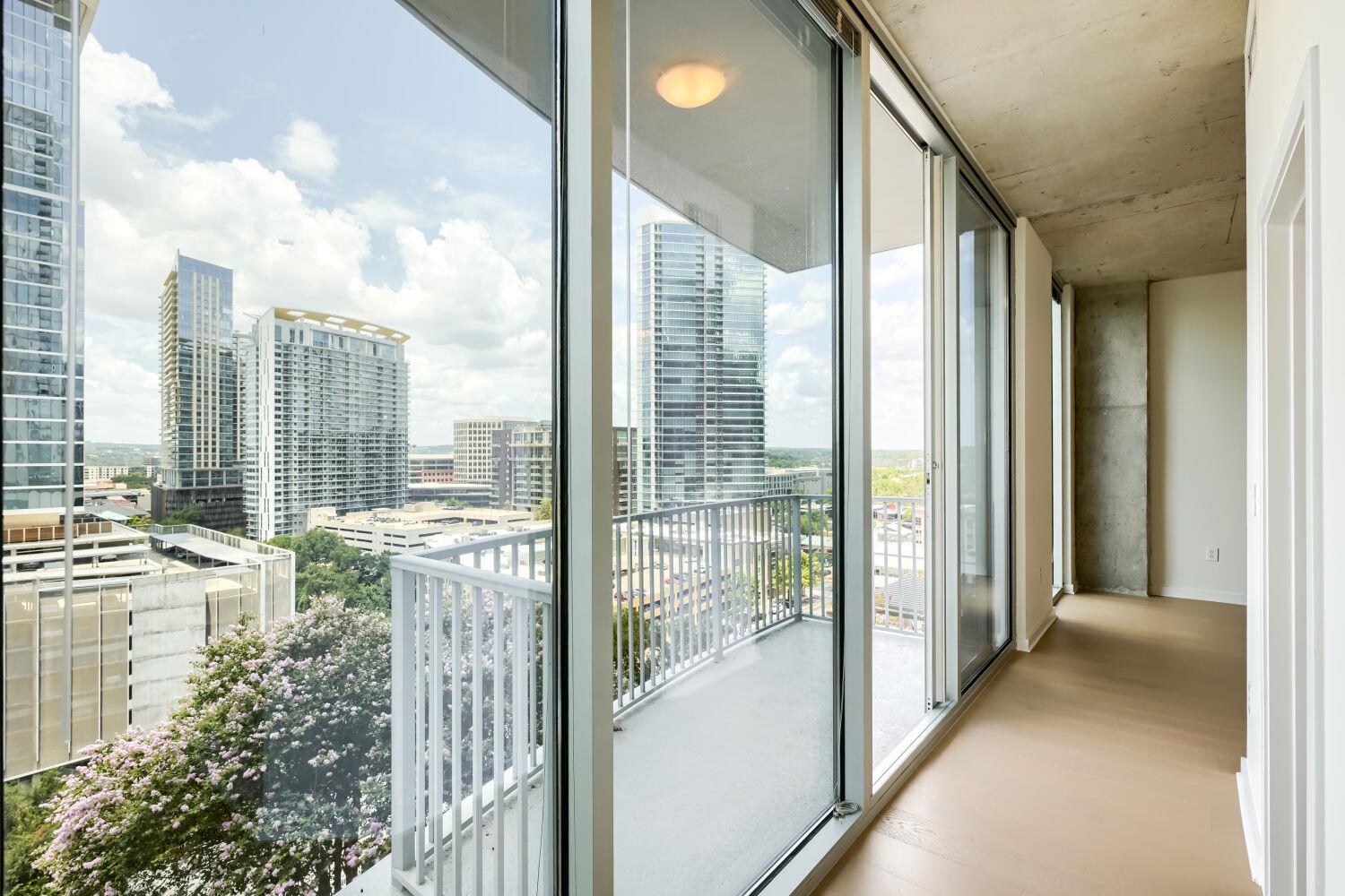 360 Nueces St #1208 Property Photo 7