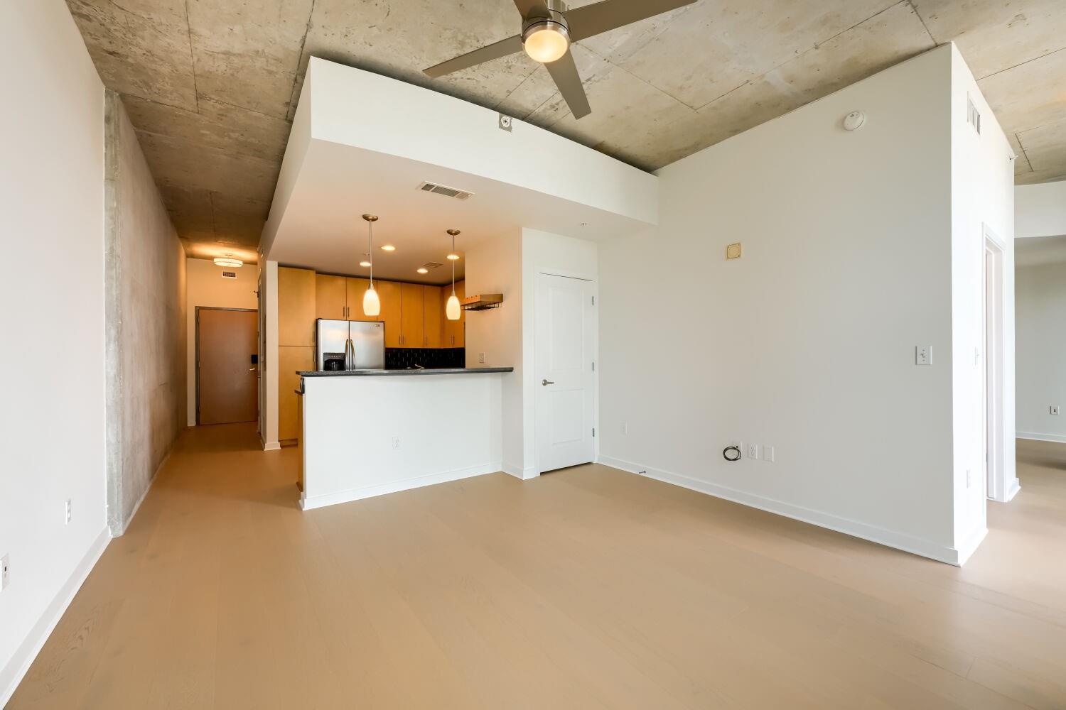 360 Nueces St #1208 Property Photo 11