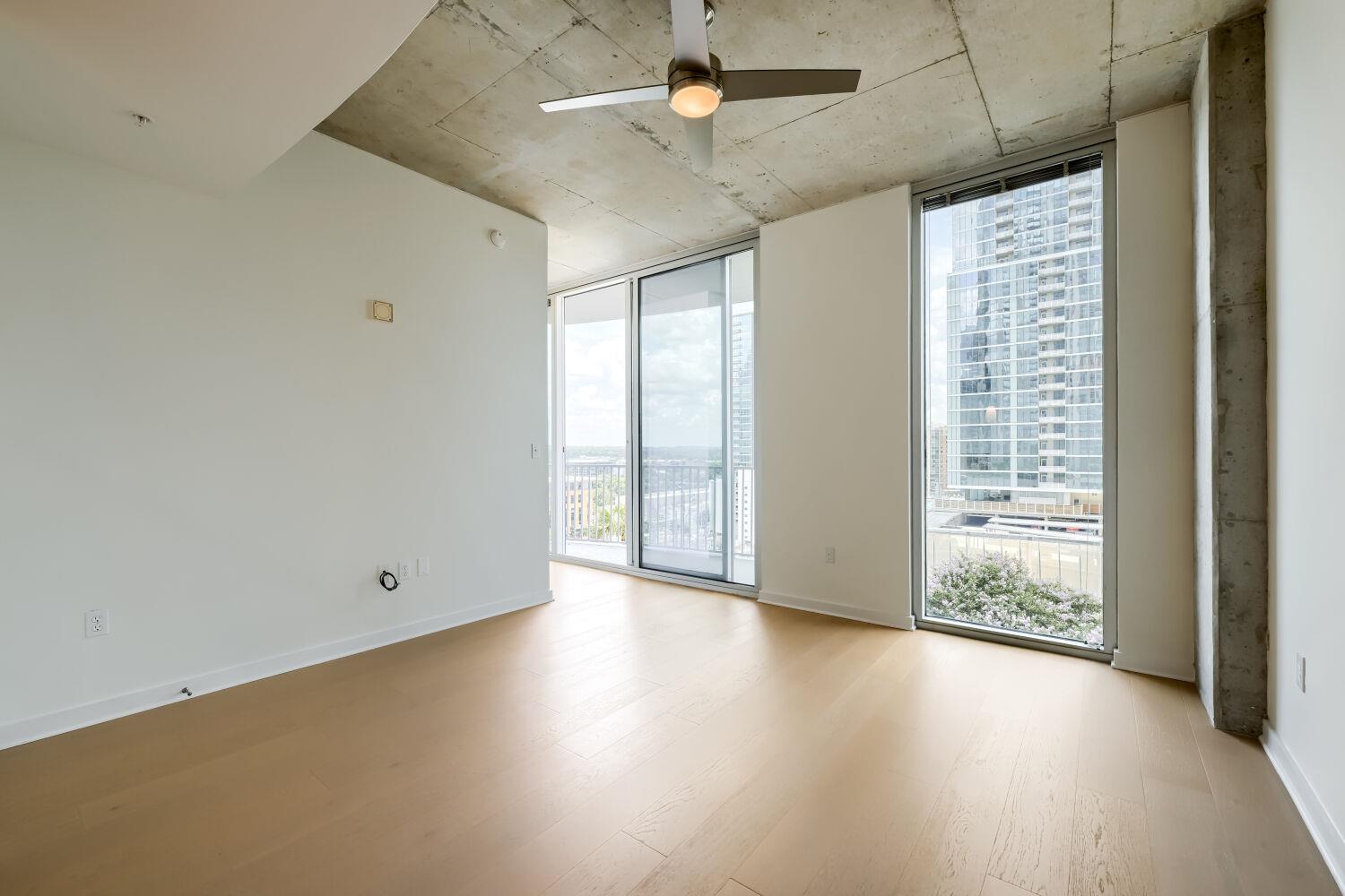 360 Nueces St #1208 Property Photo 12