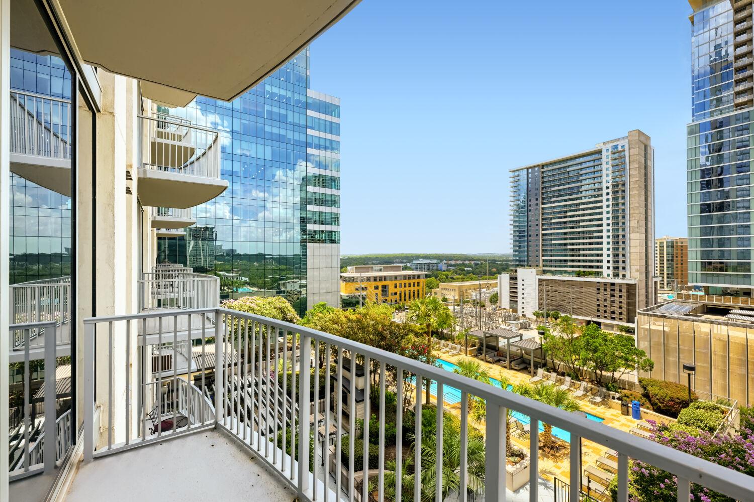 360 Nueces St #1208 Property Photo 19