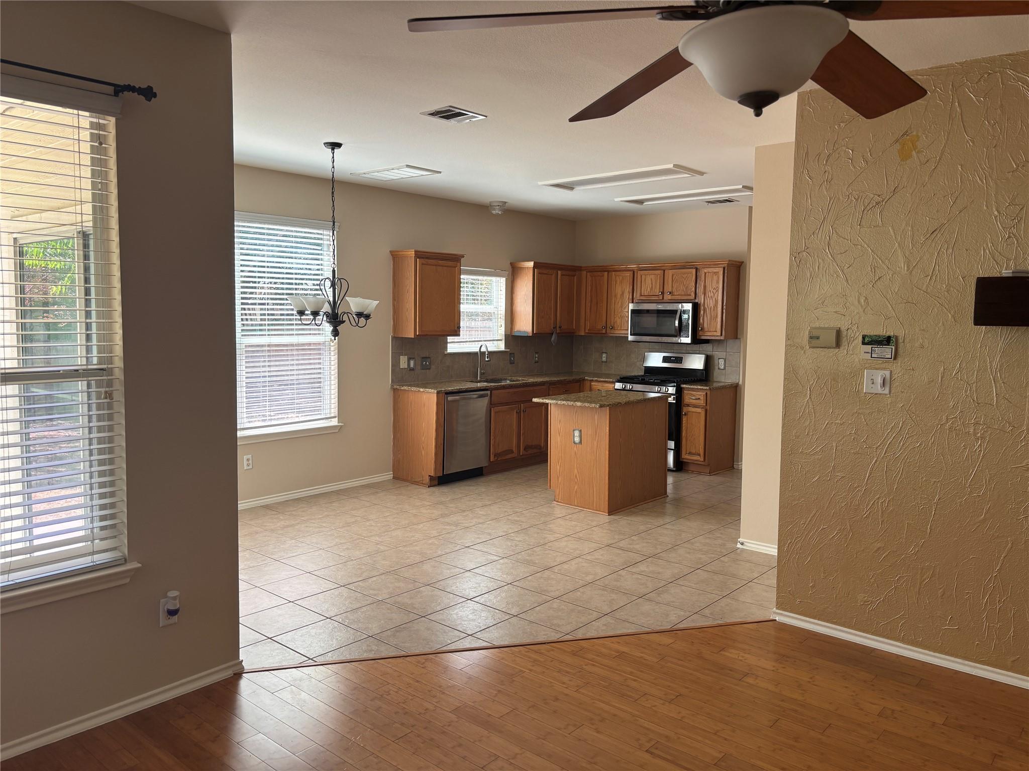11321 Fletcher Hall Ln Property Photo 5