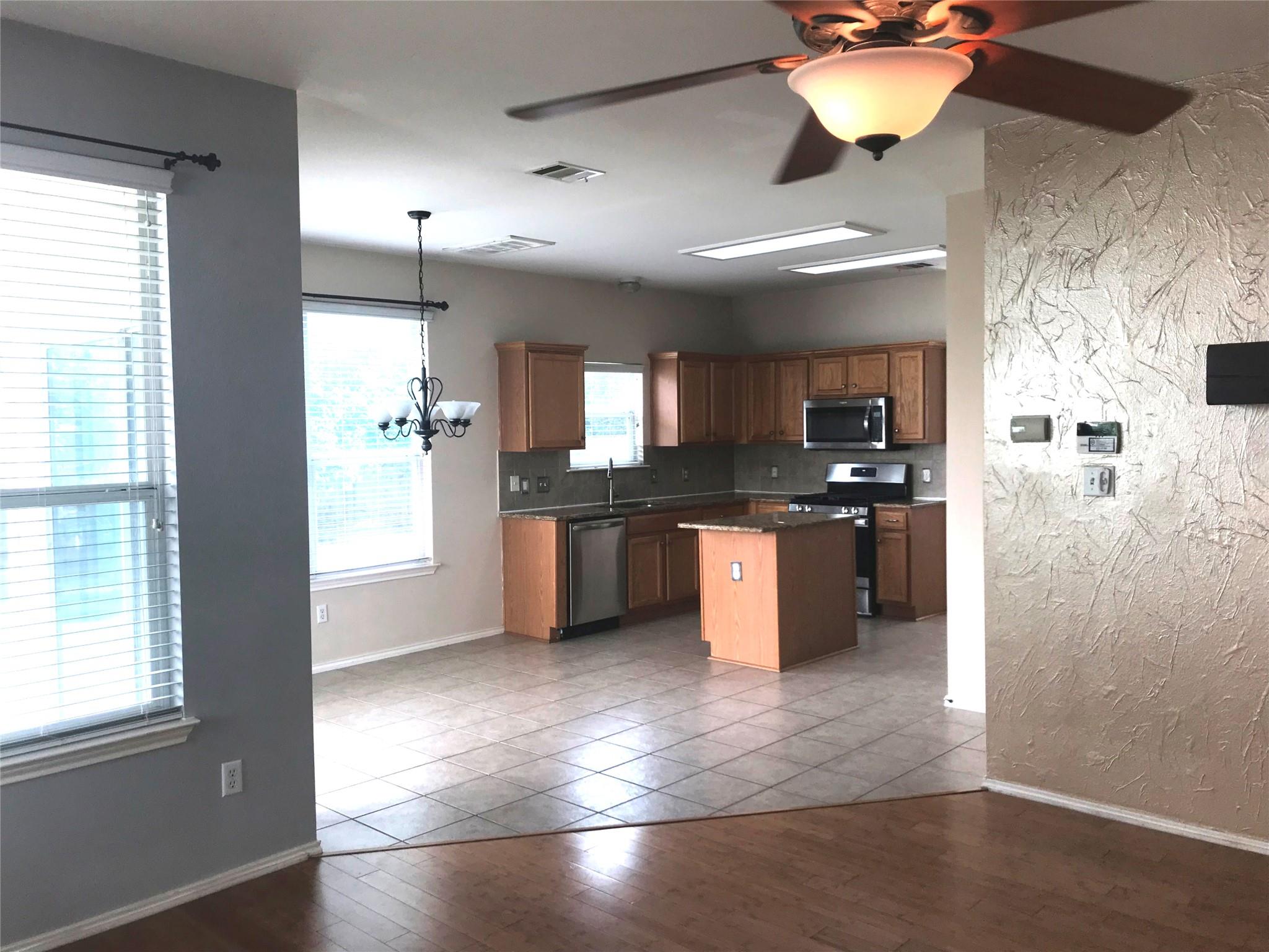 11321 Fletcher Hall Ln Property Photo 6