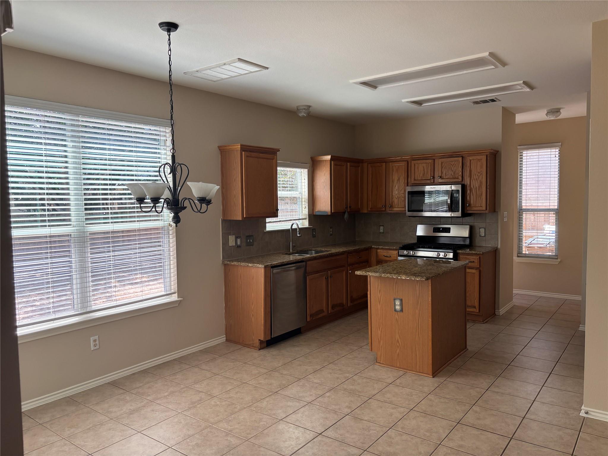 11321 Fletcher Hall Ln Property Photo 6