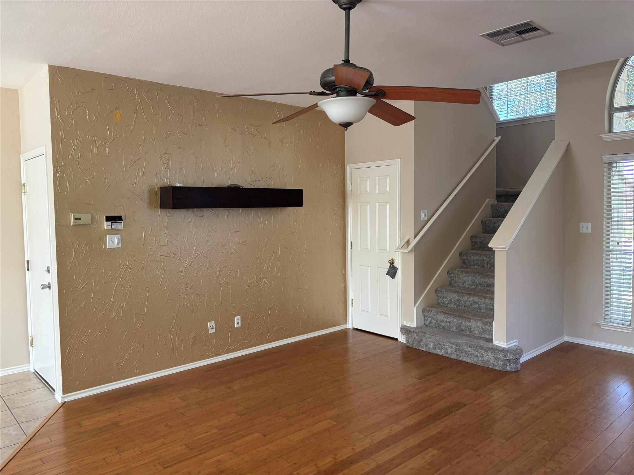 11321 Fletcher Hall Ln Property Photo 9