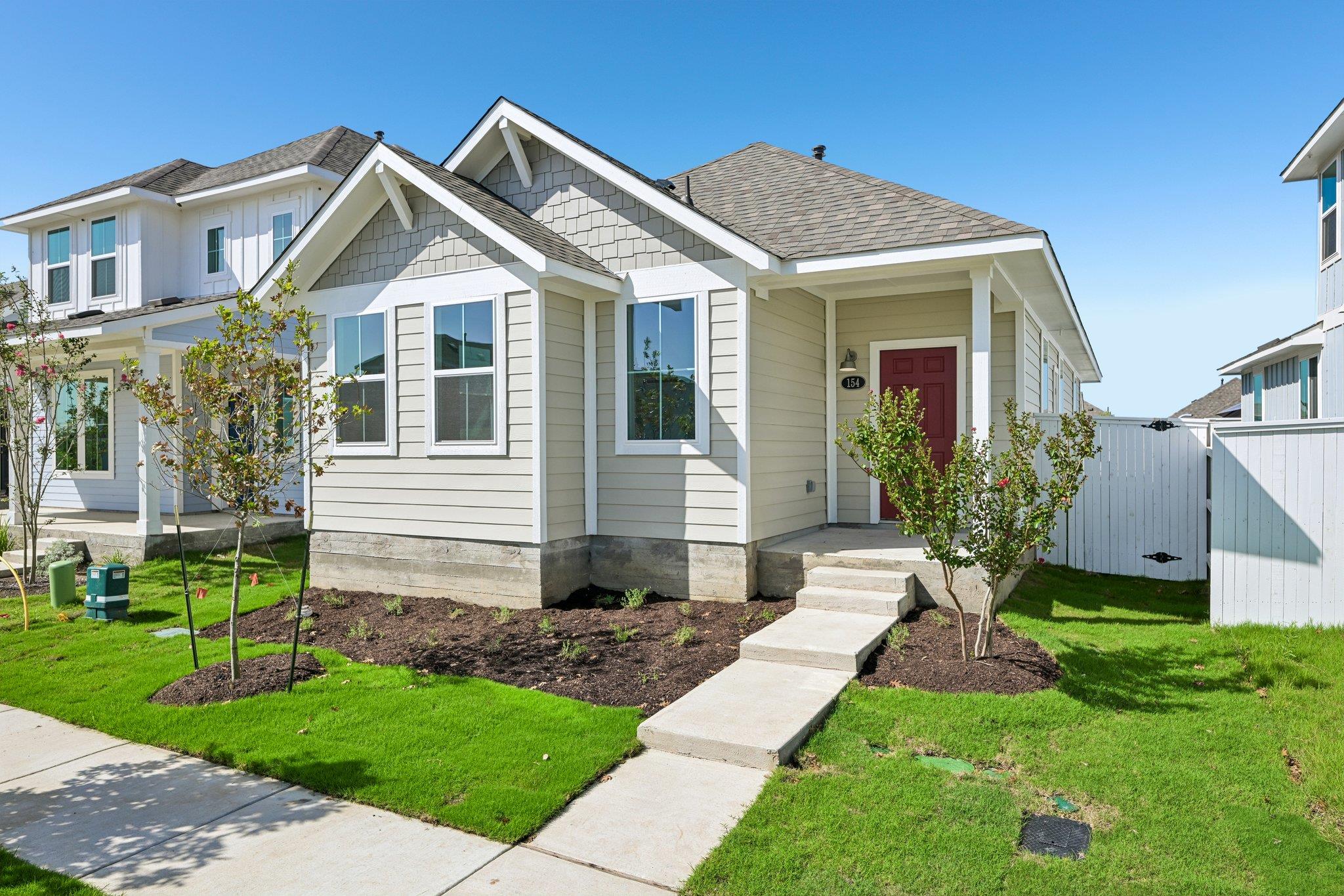 154 Daylily Dr Property Photo 4