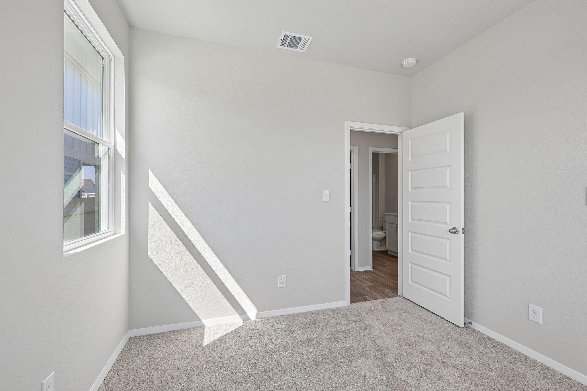 154 Daylily Dr Property Photo 21