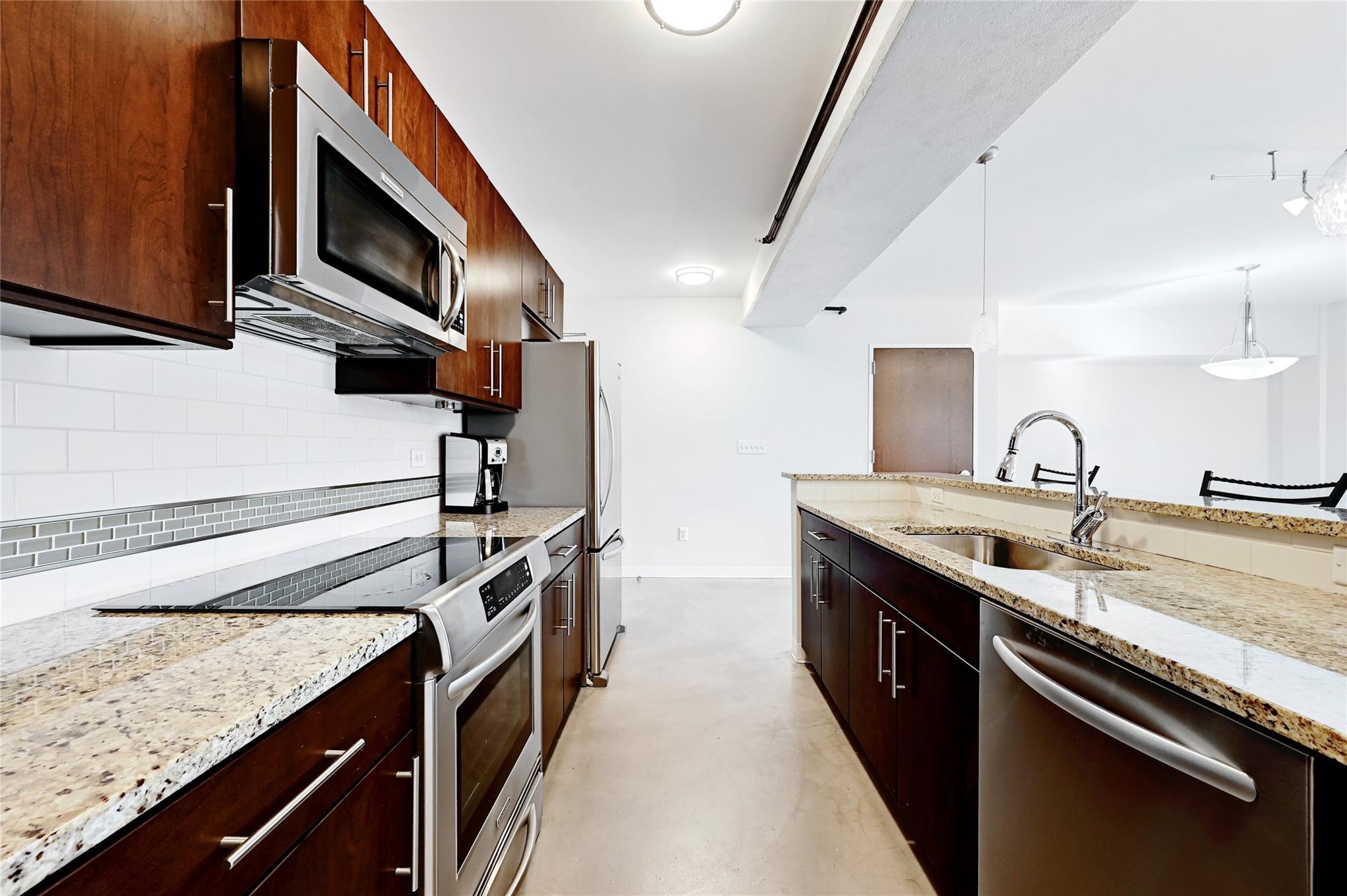 800 Brazos St #705 Property Photo 14