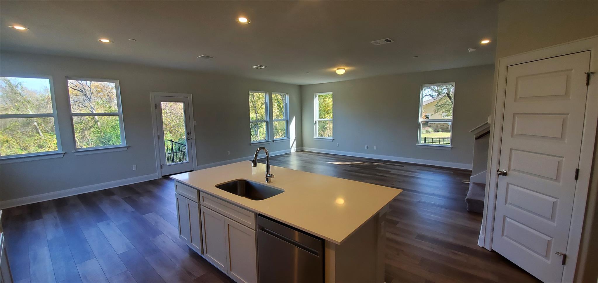 2800 Joe Dimaggio Blvd #63 Property Photo 5