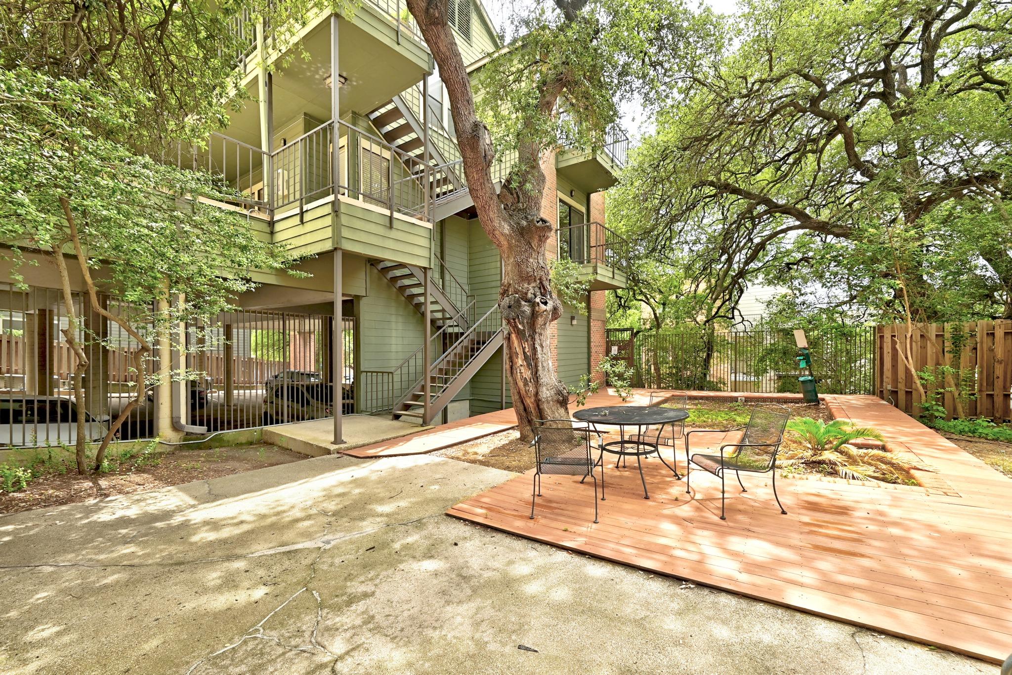 2706 Salado St #305 Property Photo 22