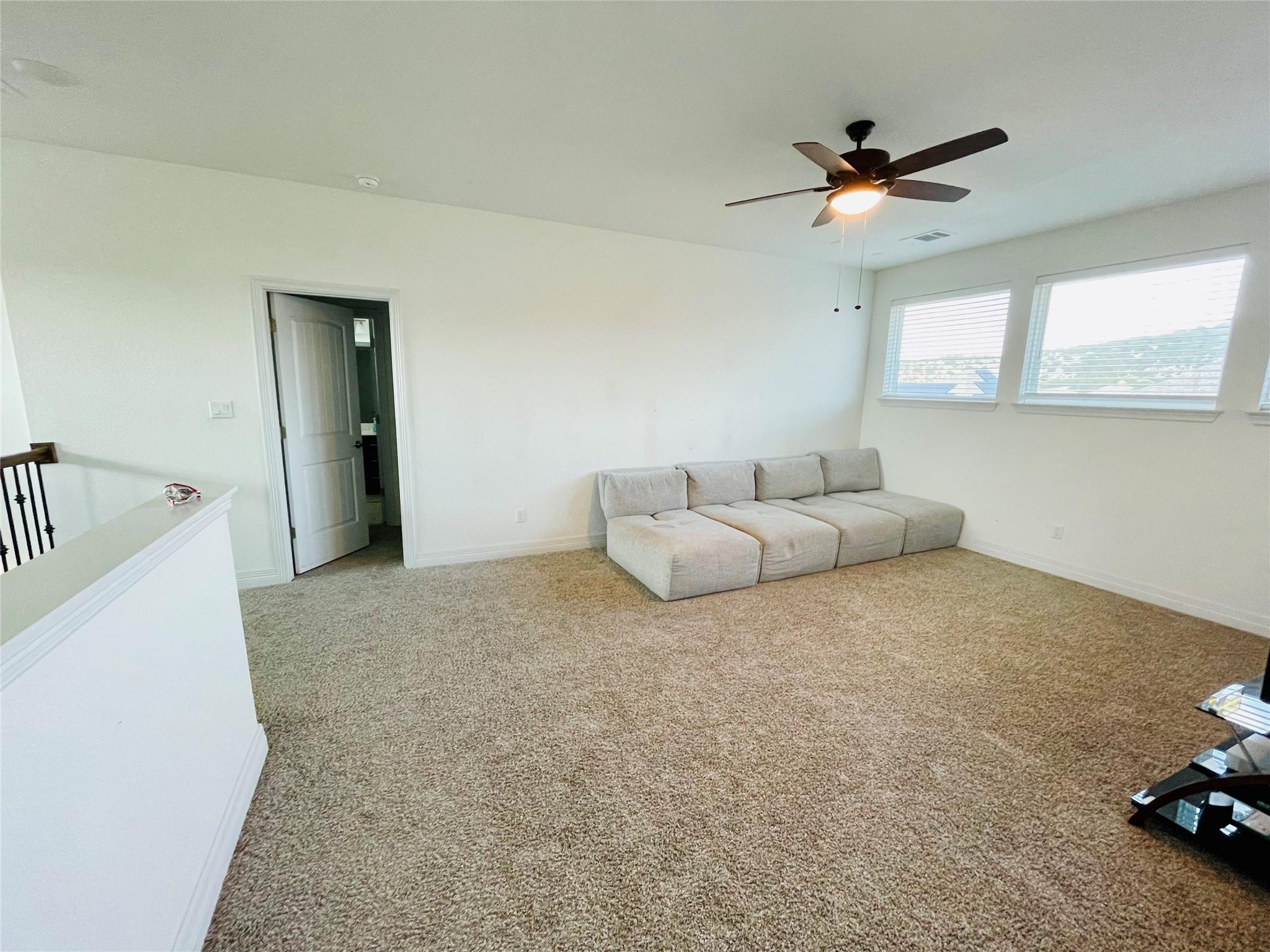 18001 Dufour Dr Property Photo 20