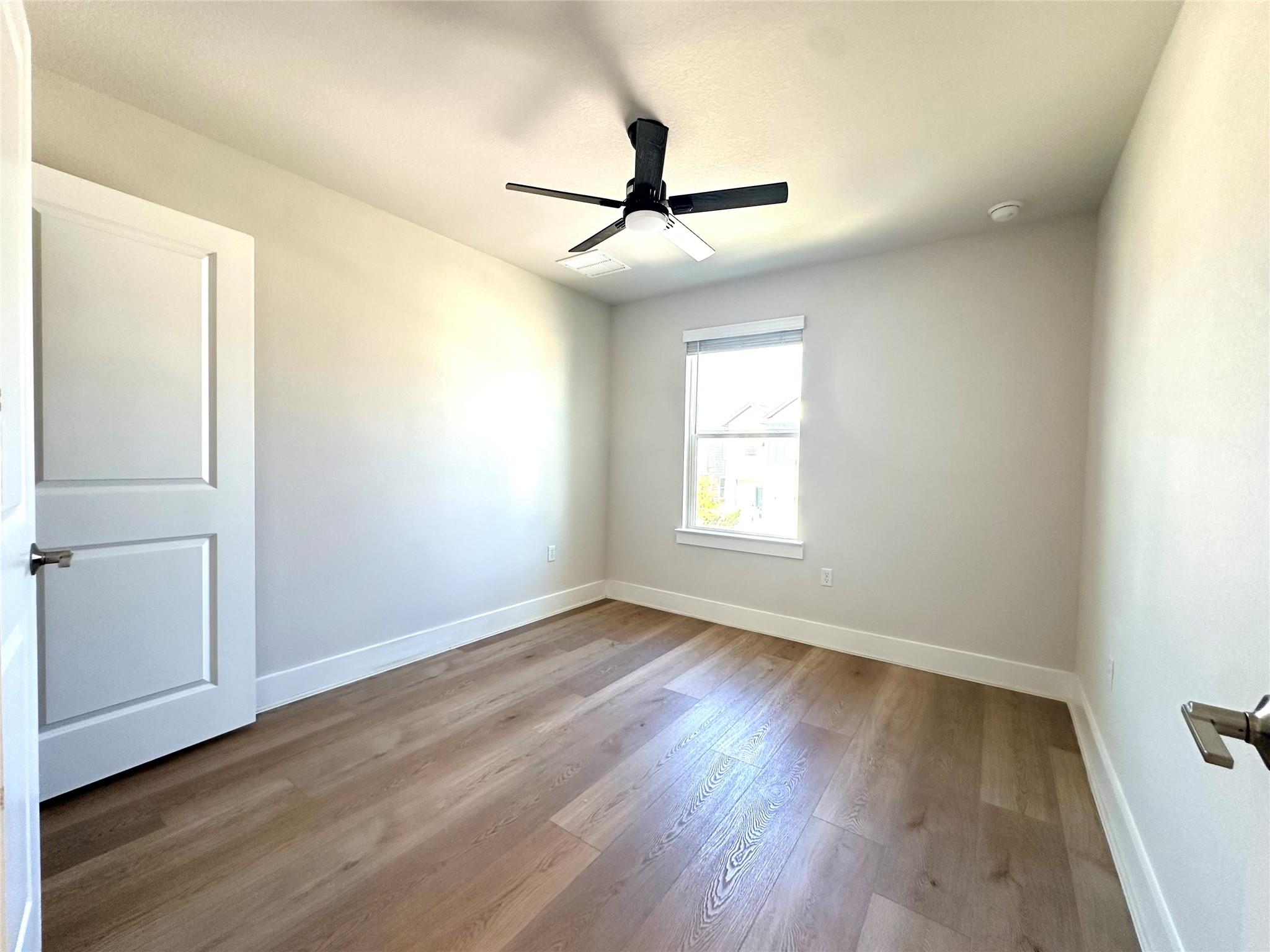 15701 Ellinger Dr Property Photo 15