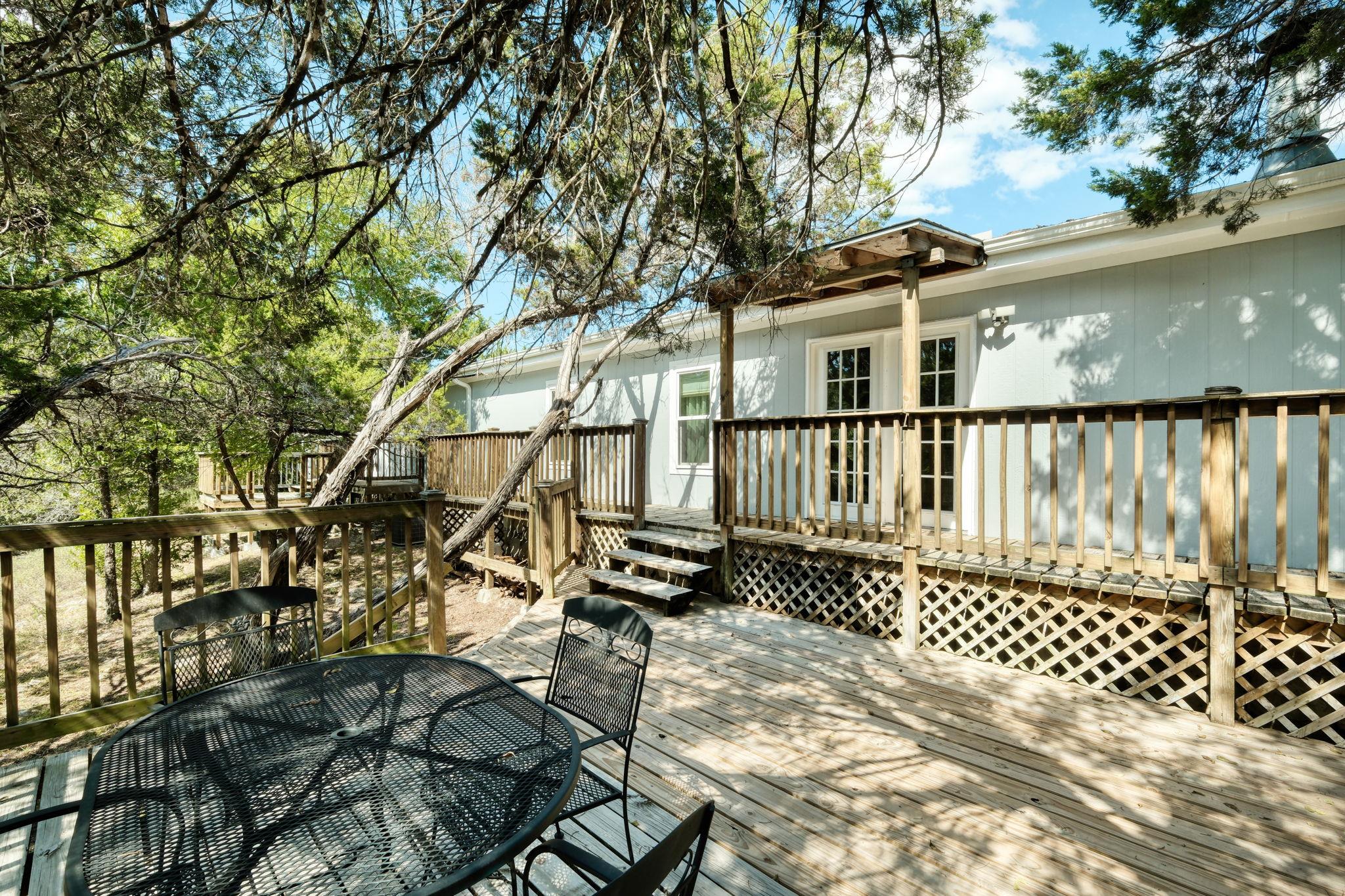 21405 Cherry Hollow Cv Property Photo 23