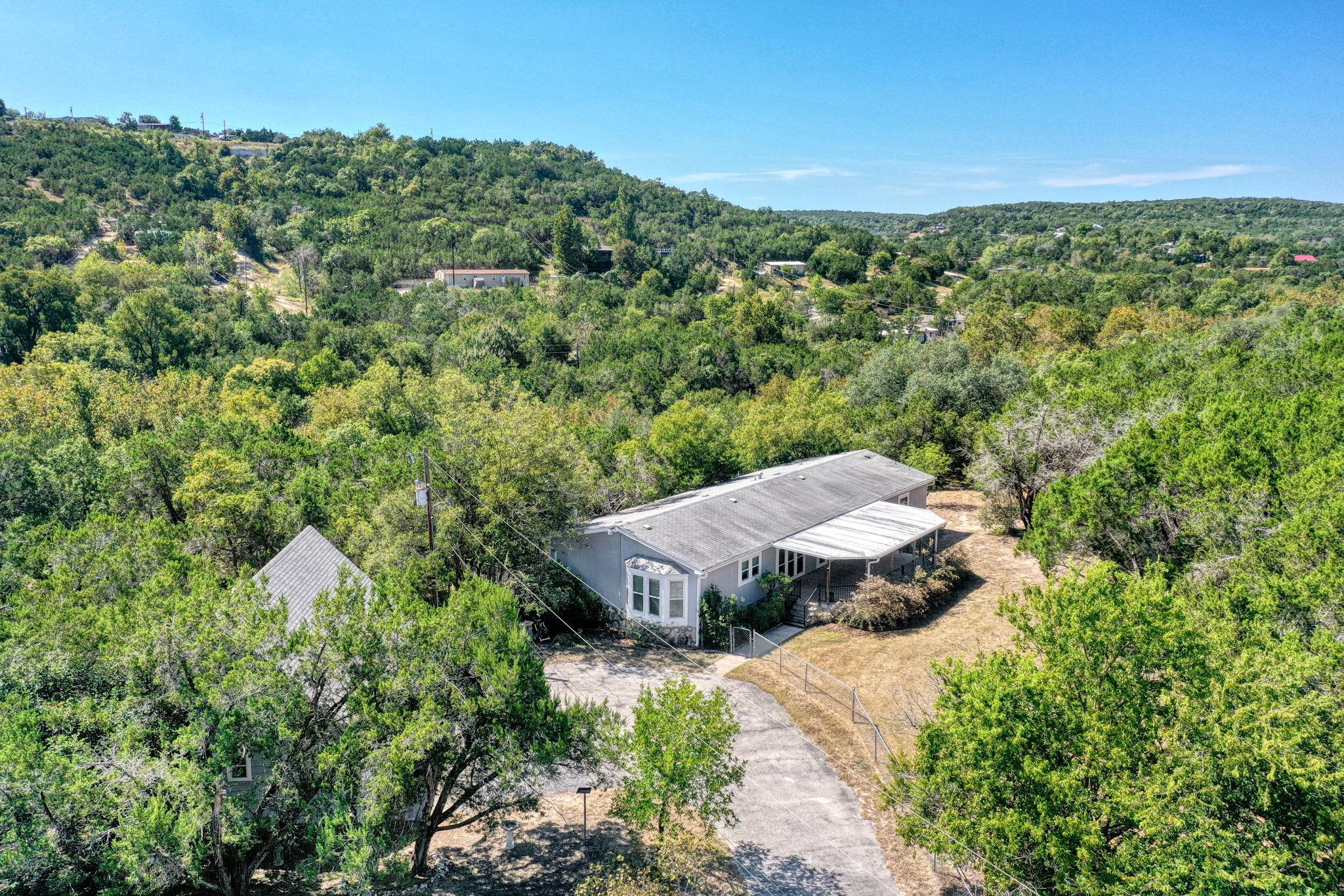 21405 Cherry Hollow Cv Property Photo 32