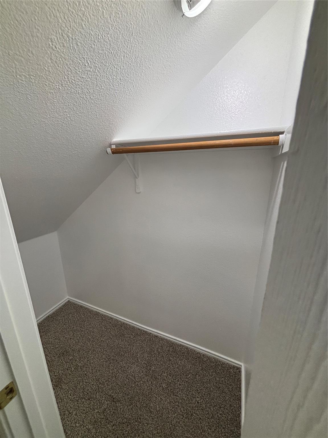 5504 Steven Creek Way Property Photo 9