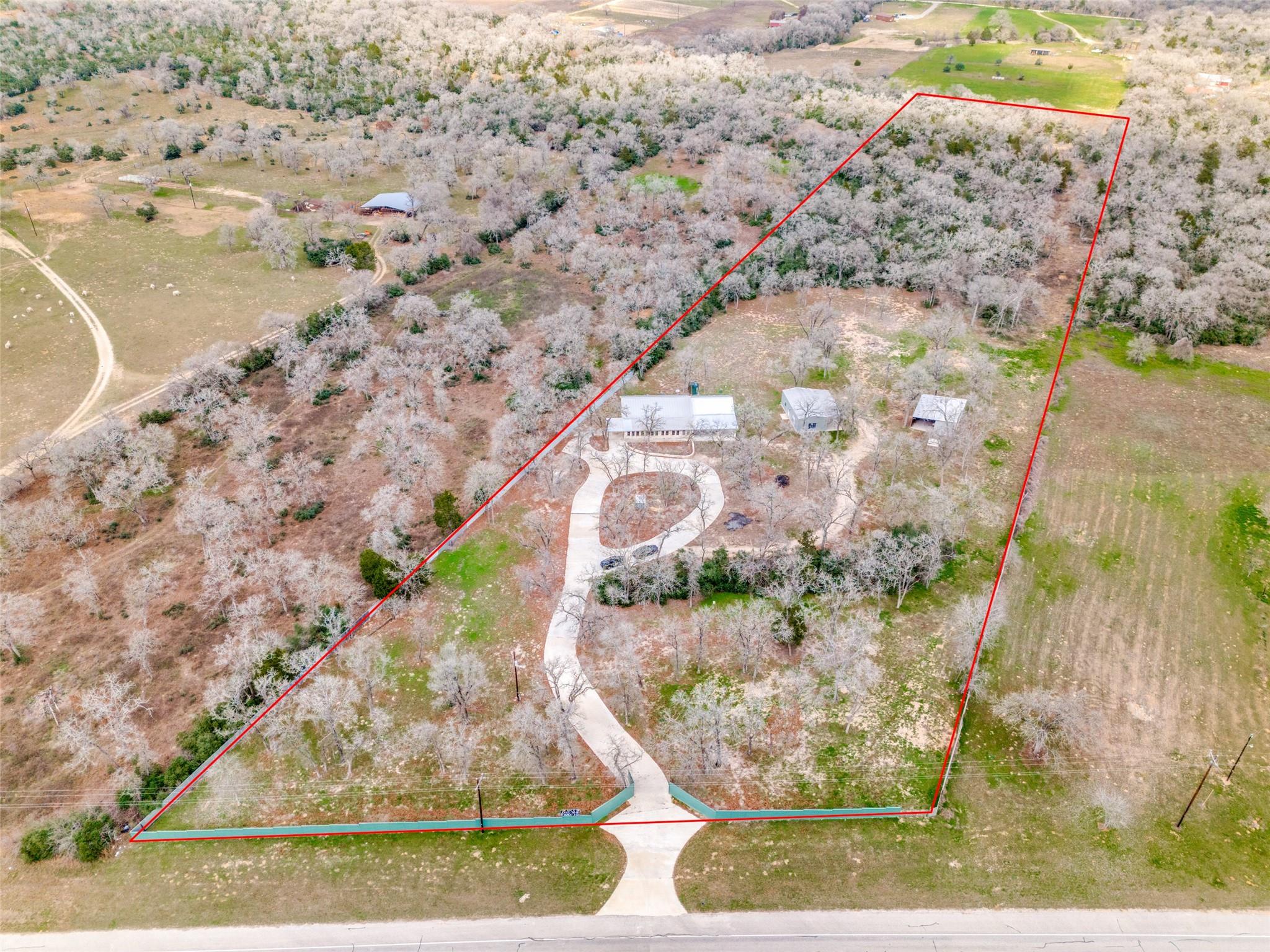 1415 E Highway 90 Highway Property Photo 2
