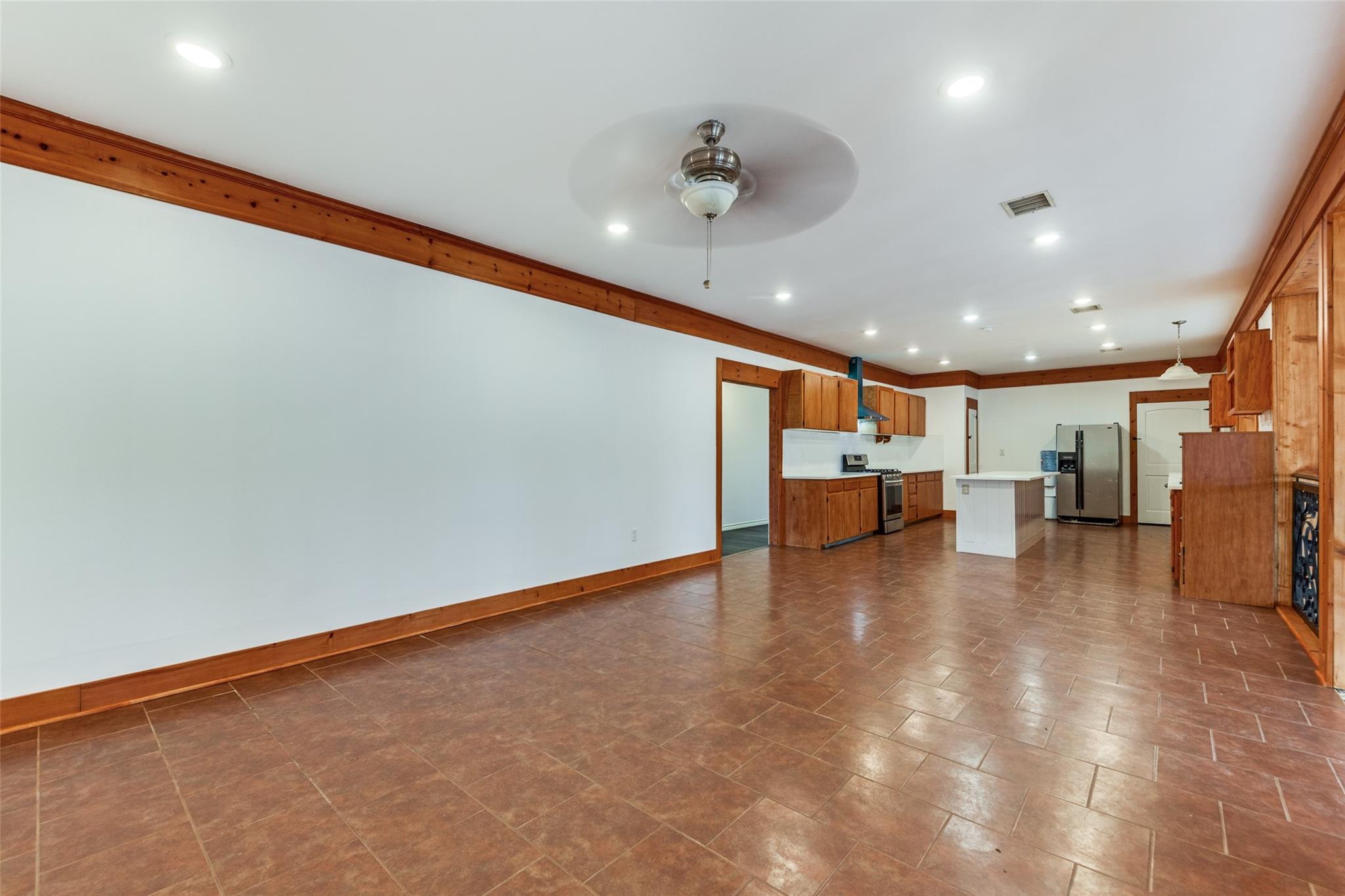 1415 E Highway 90 Highway Property Photo 14