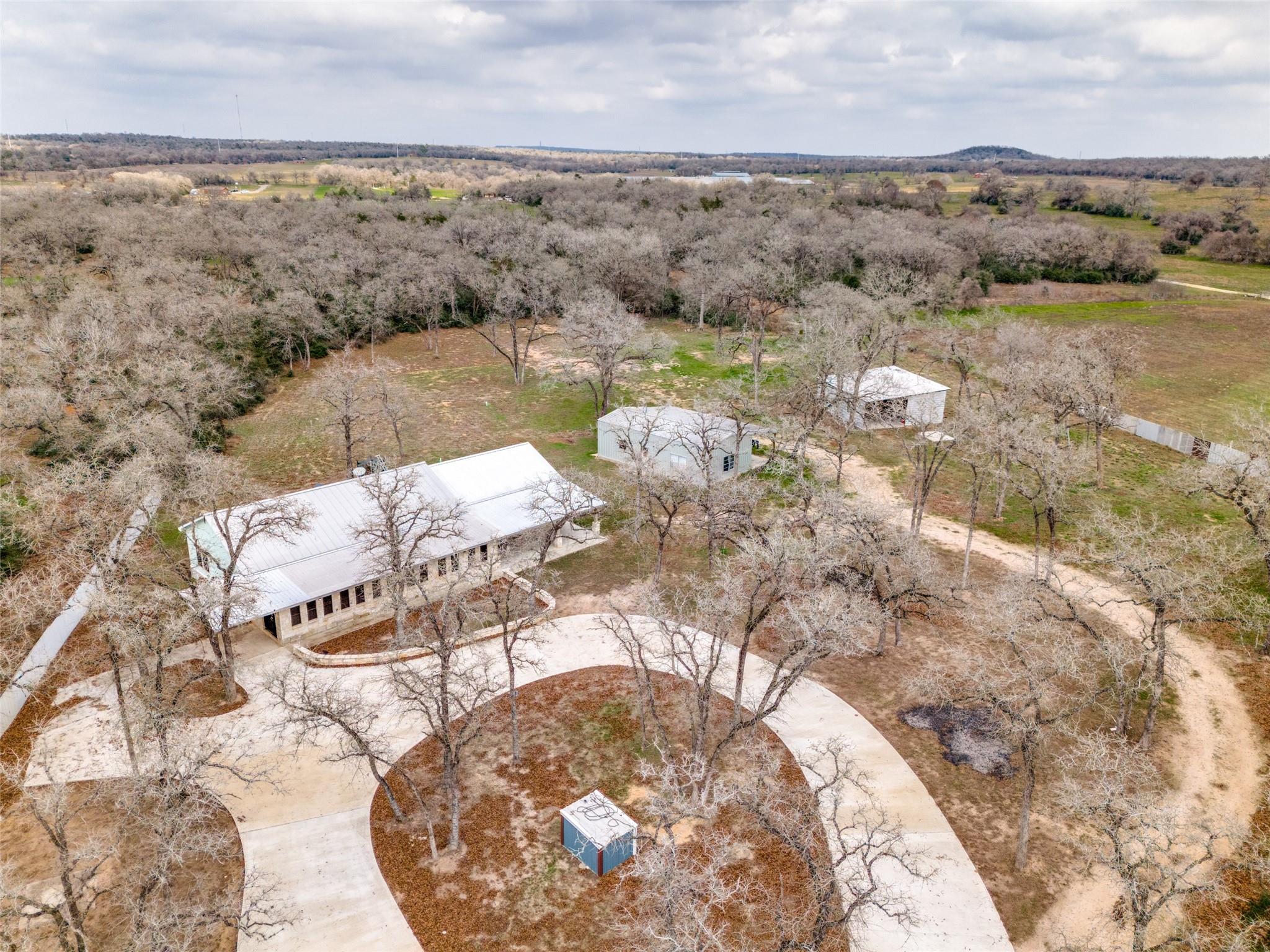 1415 E Highway 90 Highway Property Photo 28