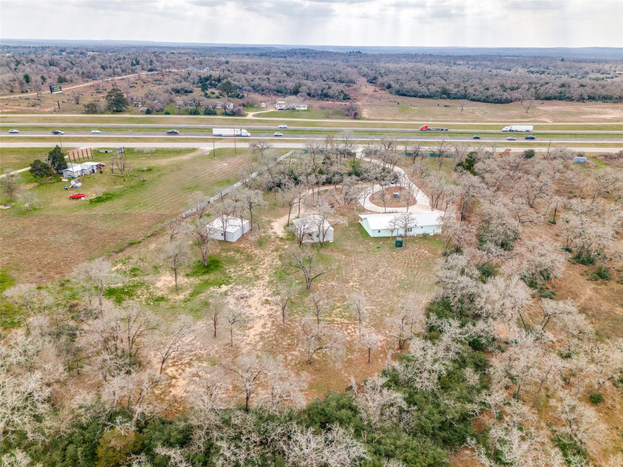 1415 E Highway 90 Highway Property Photo 29