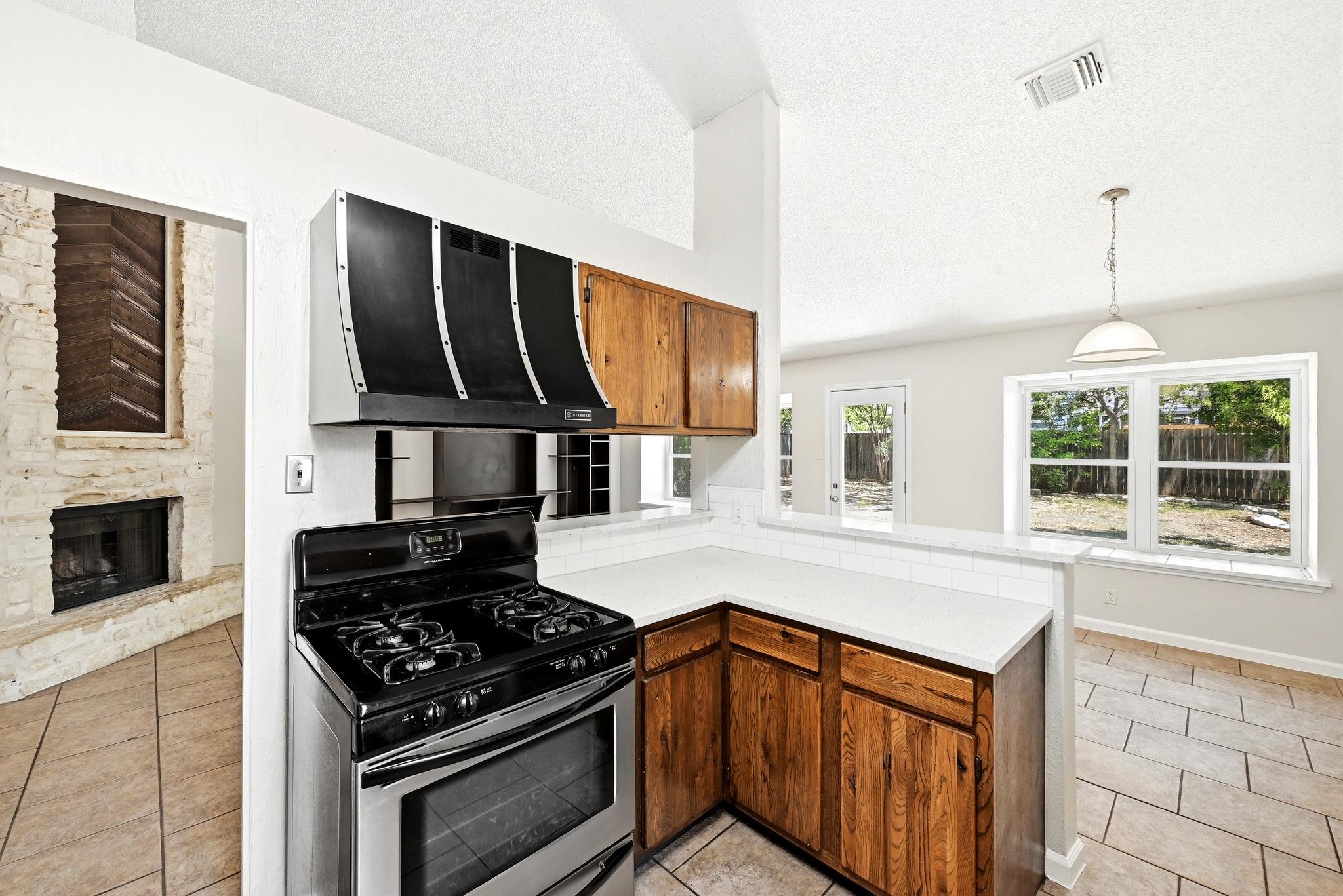 2702 Goldbridge Dr Property Photo 11