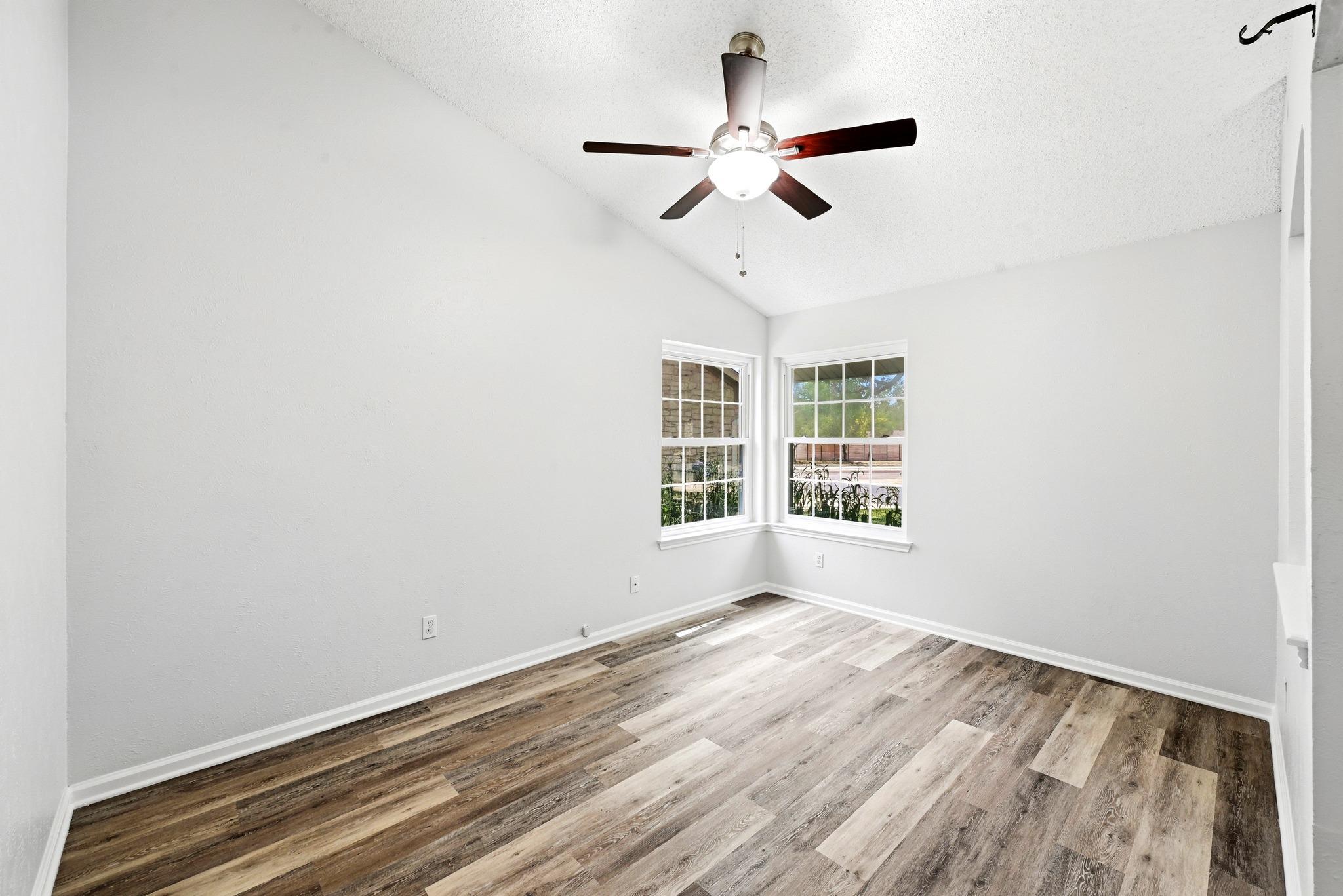 2702 Goldbridge Dr Property Photo 14