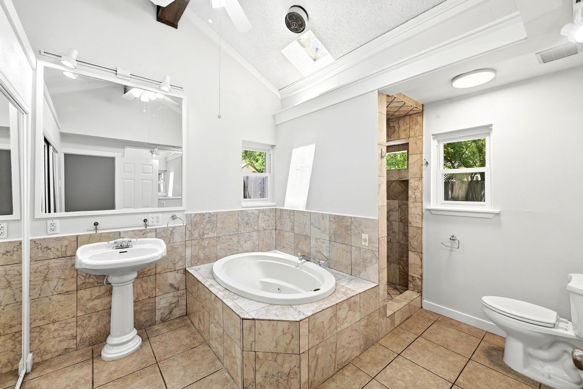 2702 Goldbridge Dr Property Photo 18