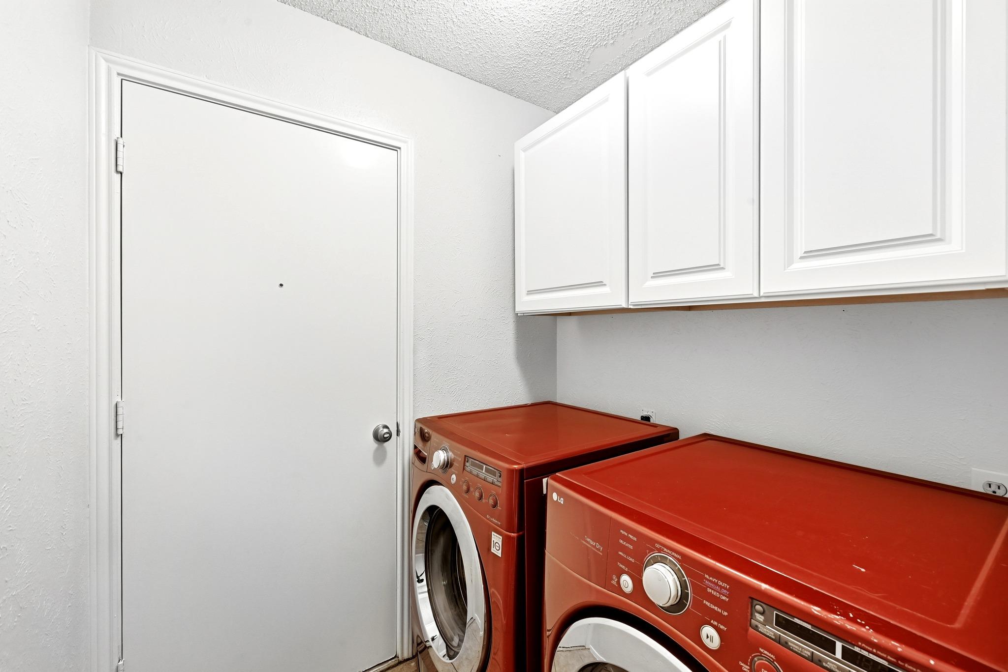 2702 Goldbridge Dr Property Photo 23