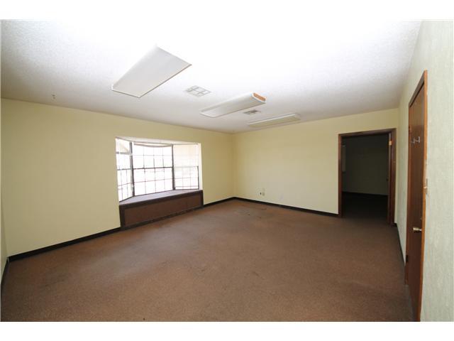 13010 N Highway 183 Property Photo 7