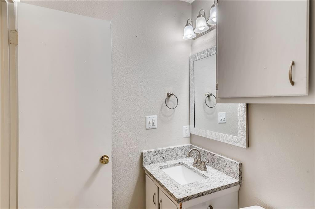 3460 Willowrun Dr C Property Photo 7