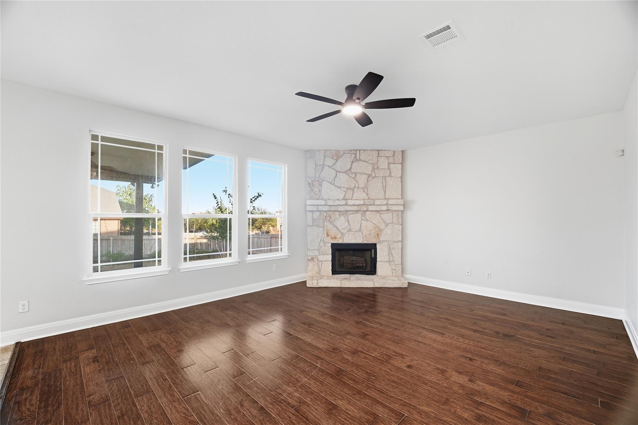 100 Quinton Cv Property Photo 12
