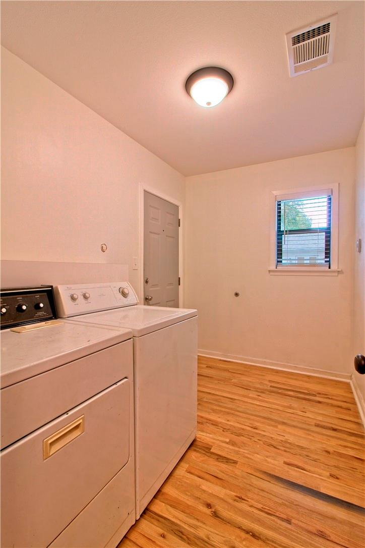 1253 S Austin Ave Property Photo 22