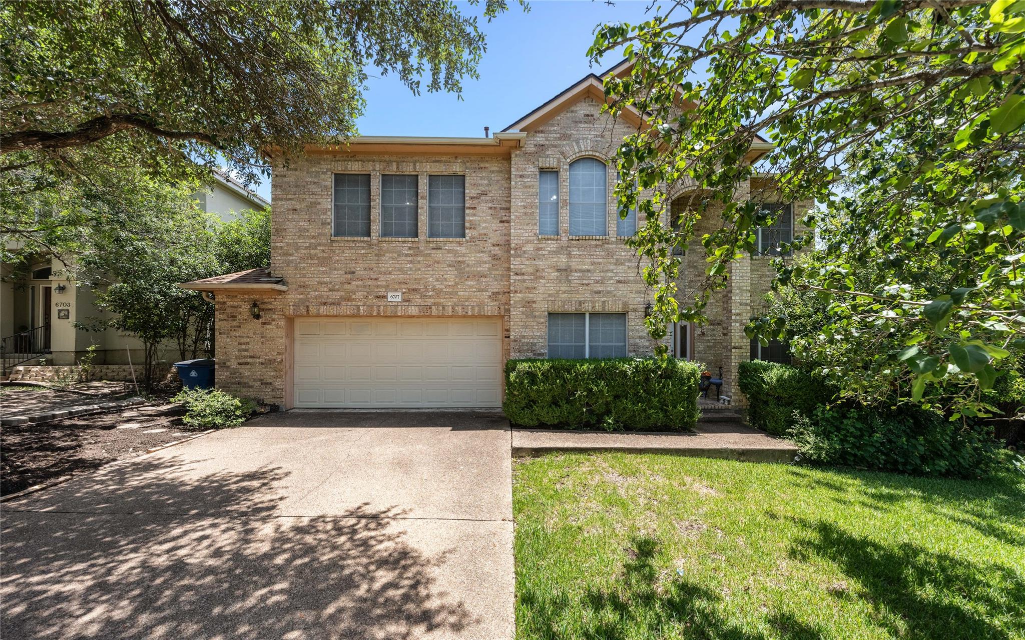 6707 Winnipeg Cv Property Photo 1