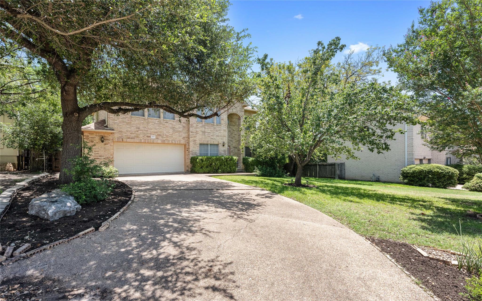 6707 Winnipeg Cv Property Photo 2