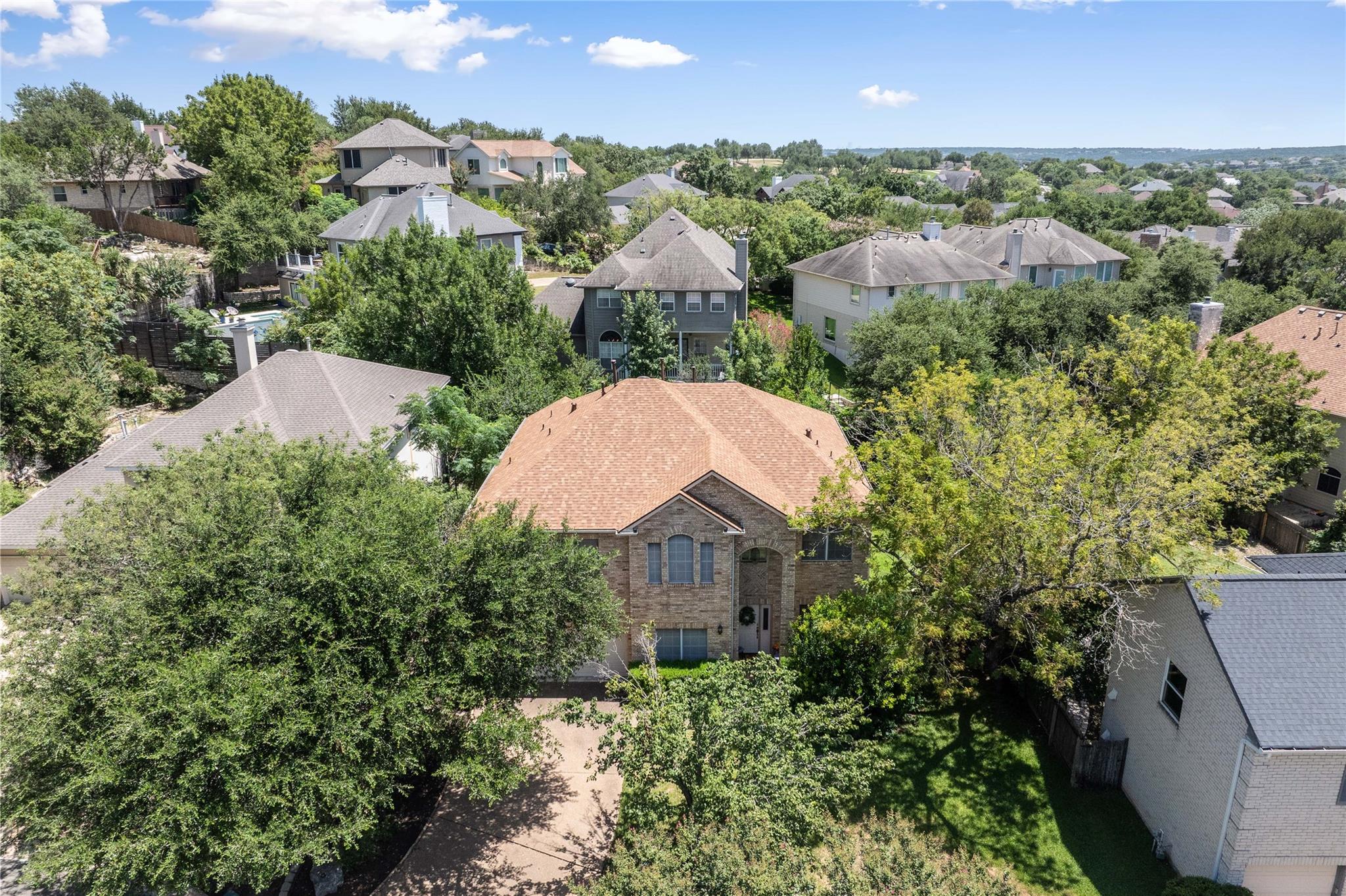 6707 Winnipeg Cv Property Photo 4